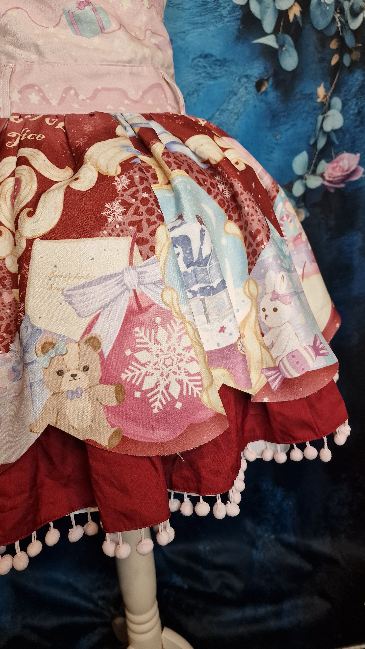 To Alice JSK Loita Kleid "Snowy Christmas" in rot