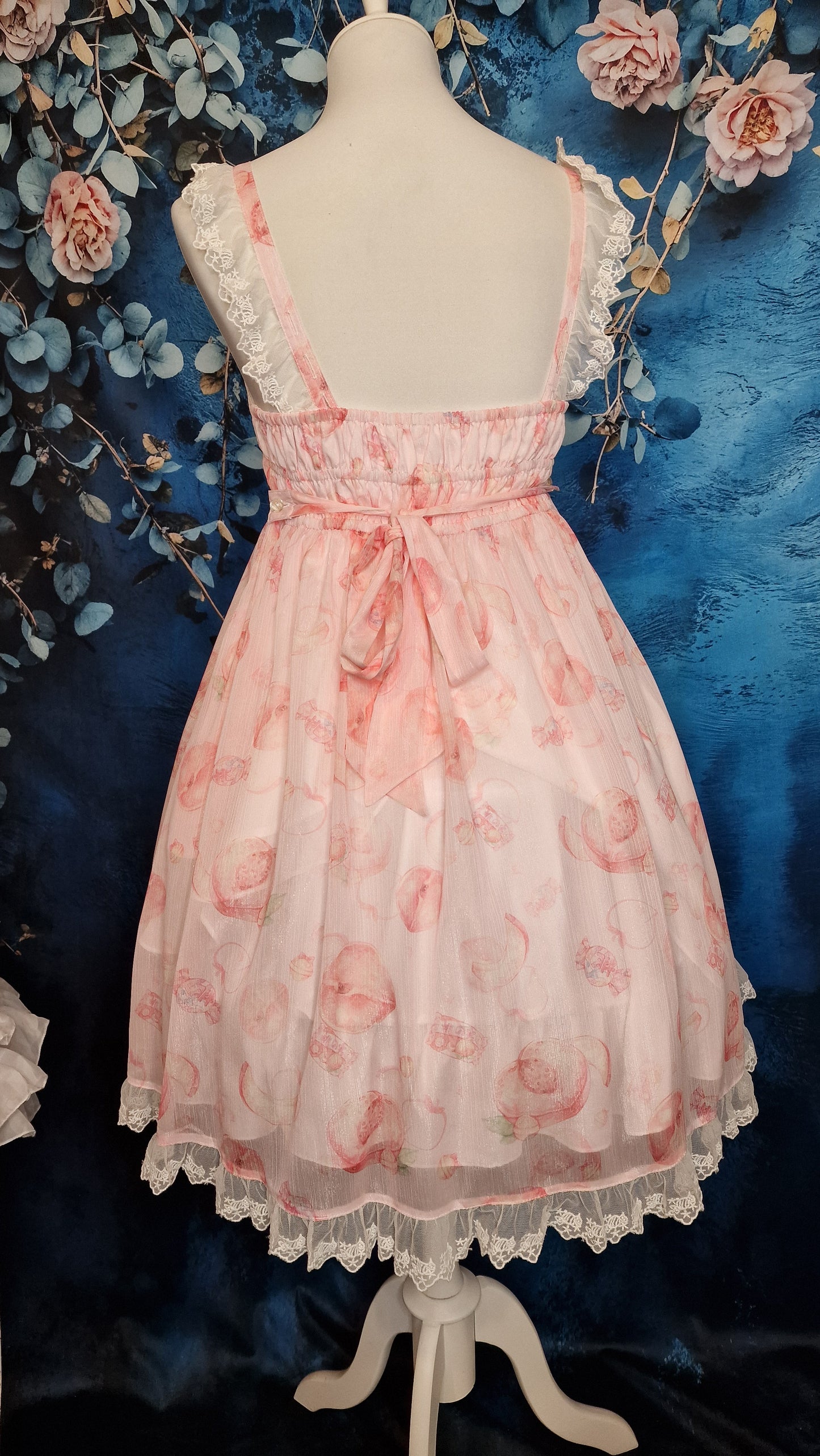 Zartes rosa Lolita Kleid JSK mit Pfirsichmotiv