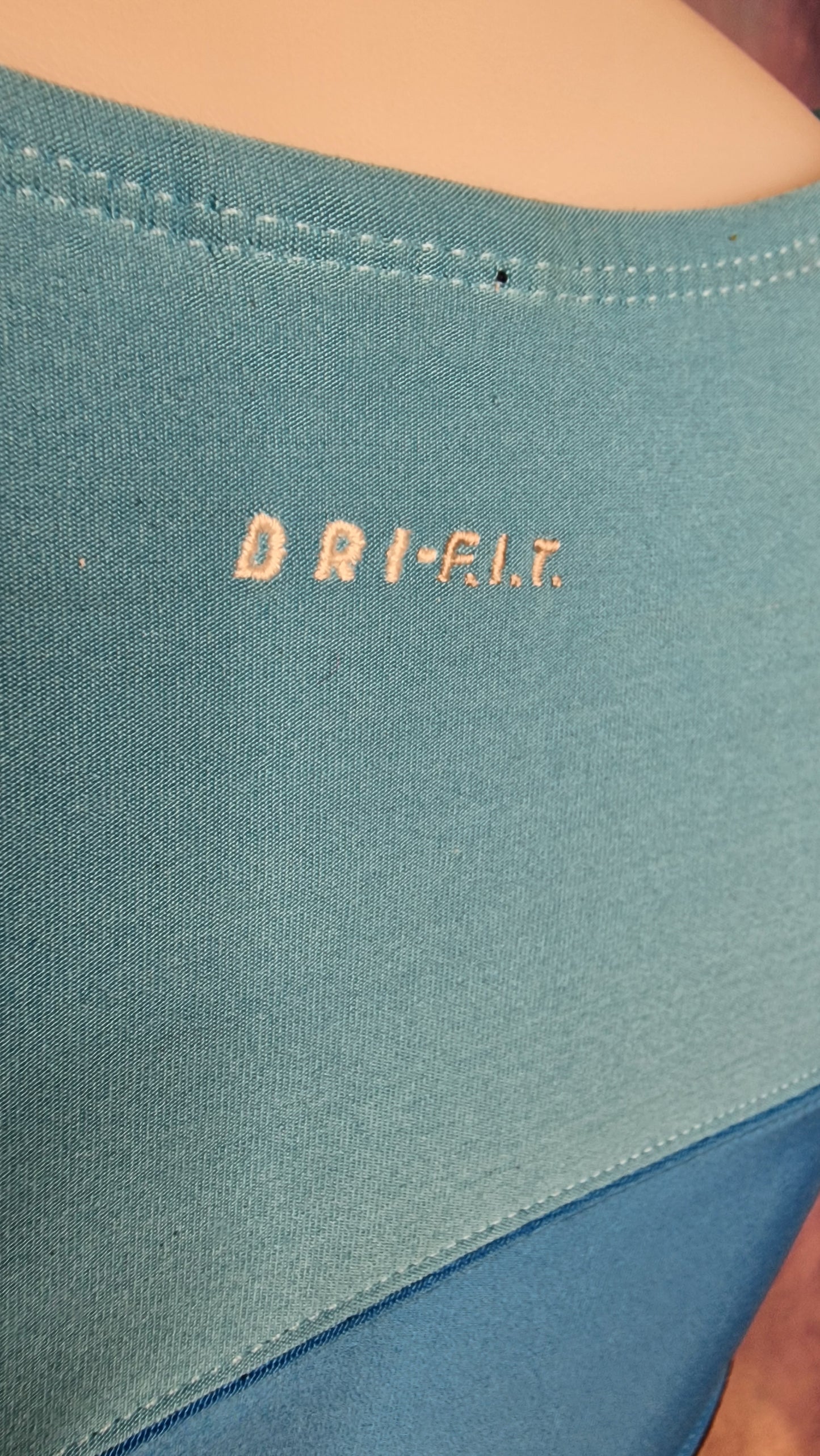 Kult 90er True Vintage Nike Dri-Fit Sportanzug in Türkis und Anthrazit M