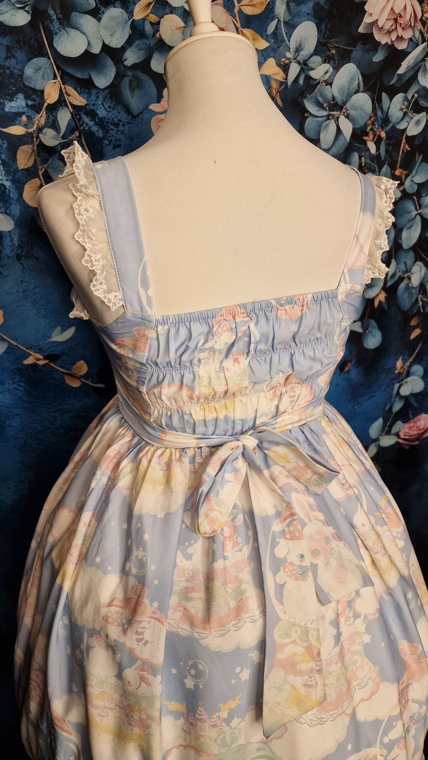 Kawaii Sweet Lolita Kleid JSK – „Fantasy Snowball“
