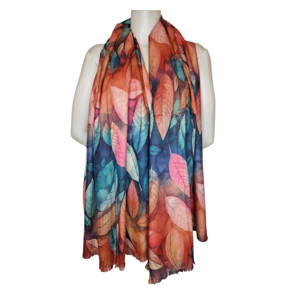 Kuscheliger Schal mit Blattmotiv bunt 180x80 cm