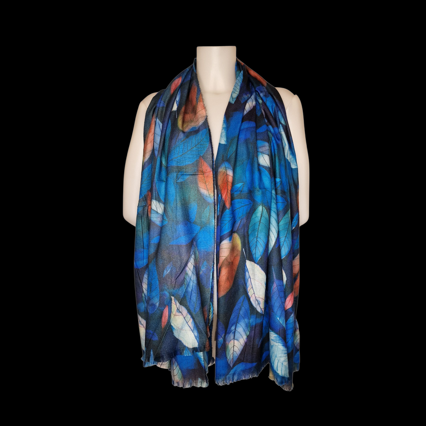 Kuscheliger Schal mit Blattmotiv blau 180x80 cm