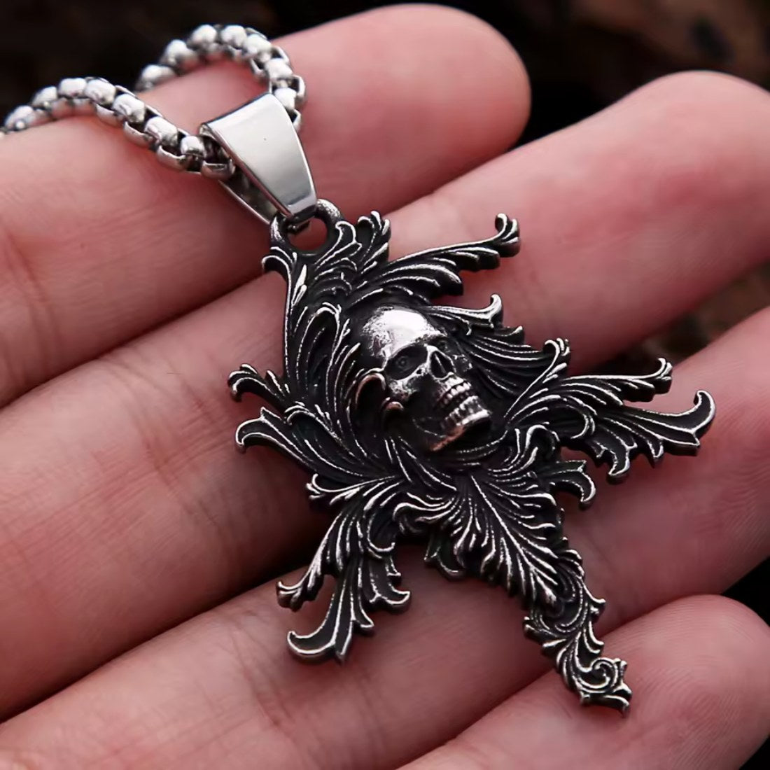 Düsterer Schädel Anhänger mit Kette Edelstahl