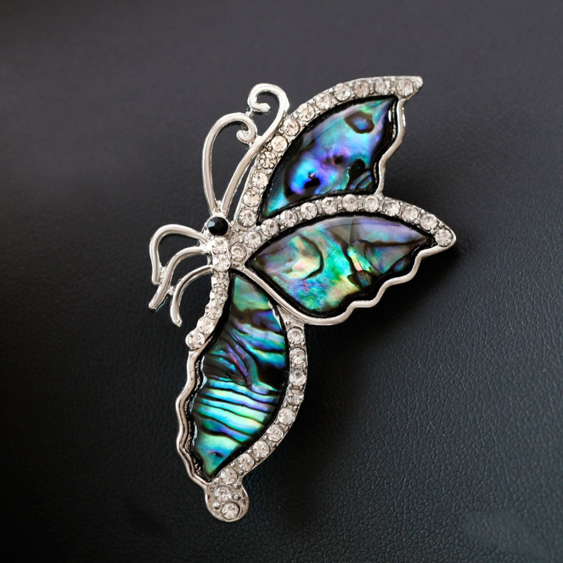Schmetterling Brosche Abalone Detailansicht dunkel