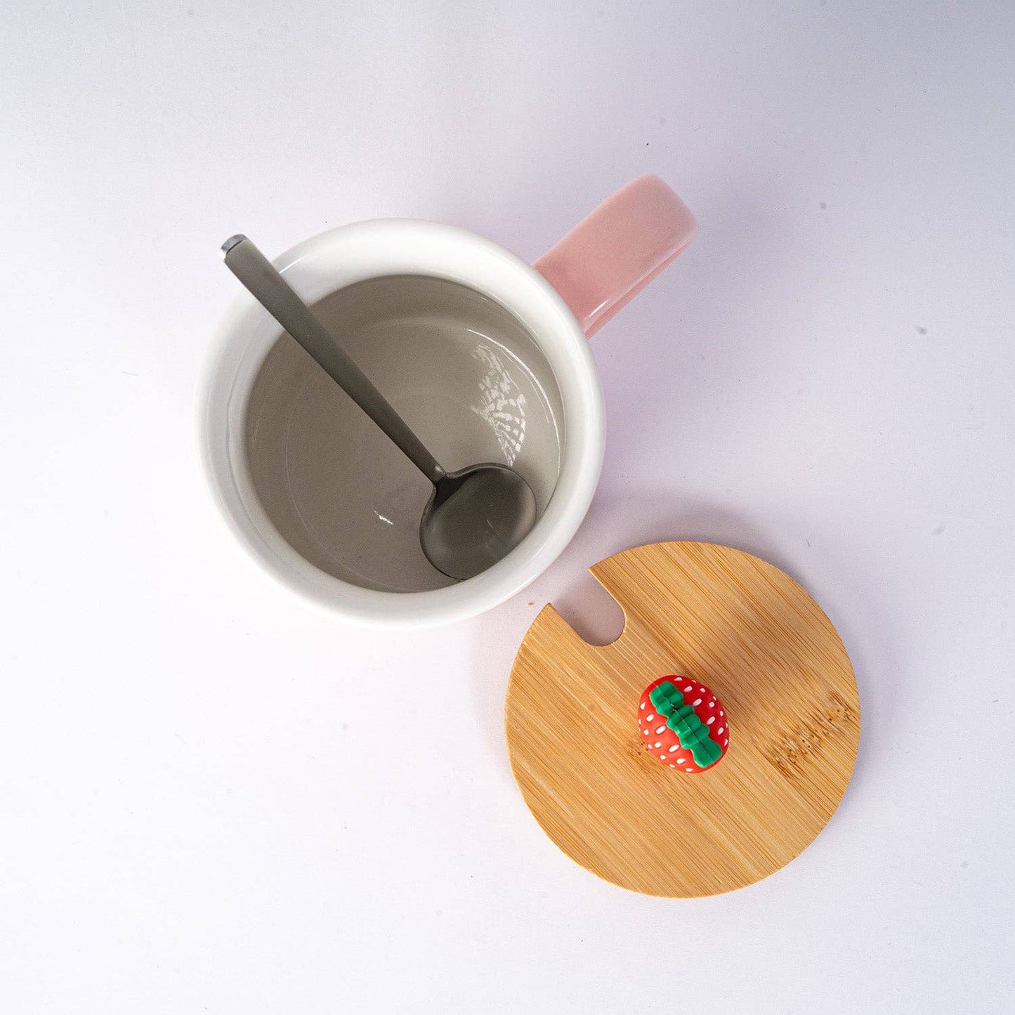 3D Niedliche Erdbeer-Keramik Tasse mit Deckel und Löffel 400 ml