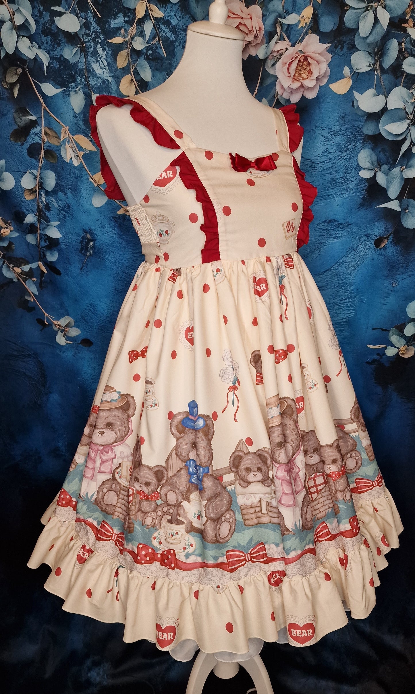 Sweet Lolita "Teddys" JSK mit Volant