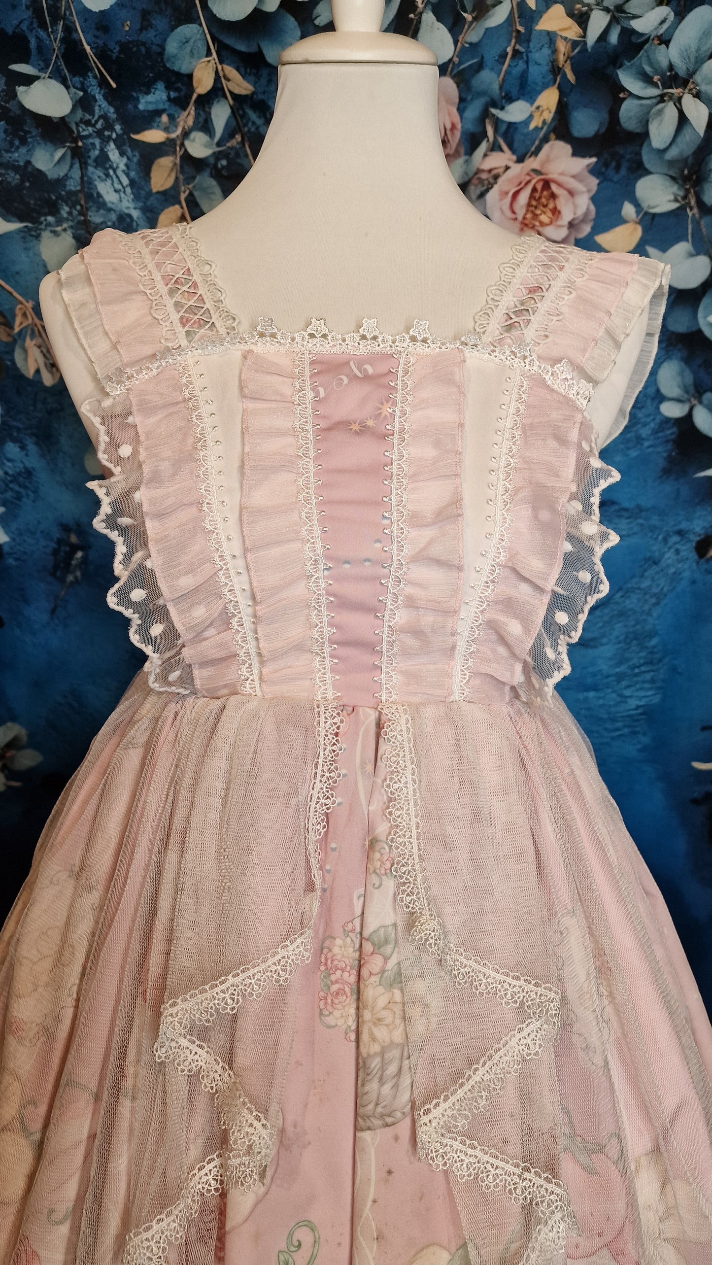 Sweet Rabbit Lolita Kleid in rosa mit Tüll und Spitze Blumenmuster
