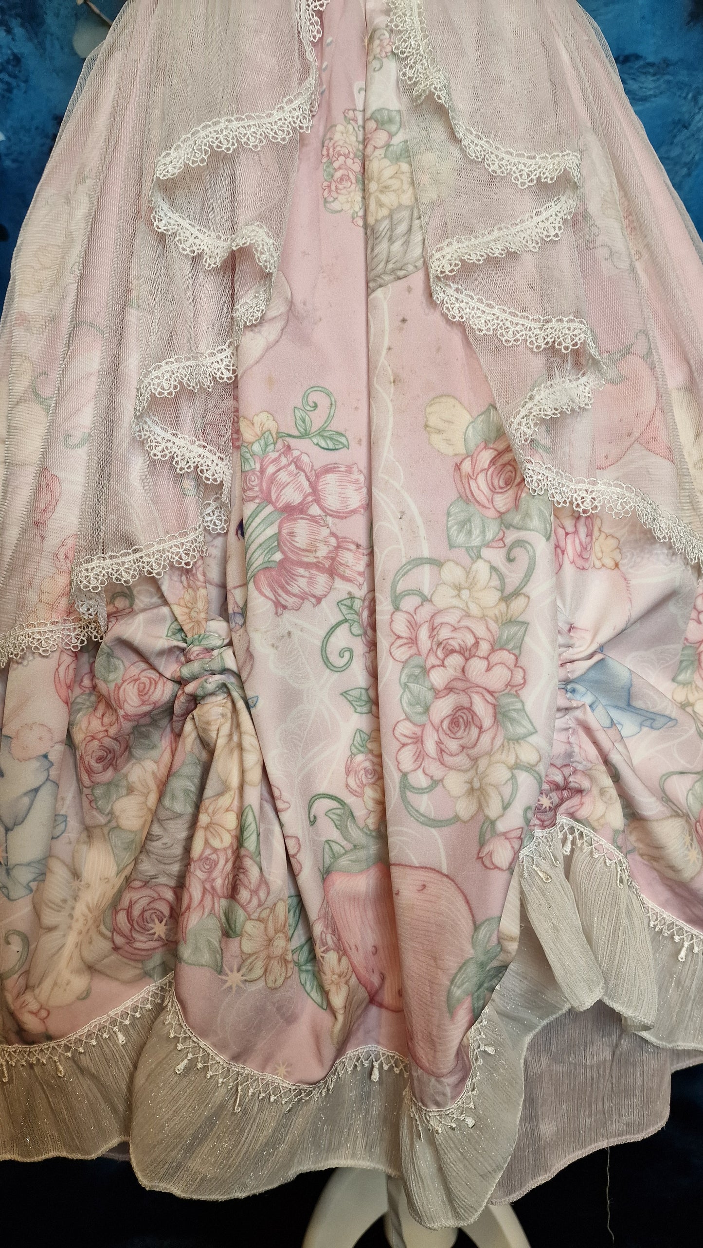 Sweet Rabbit Lolita Kleid in rosa mit Tüll und Spitze Blumenmuster