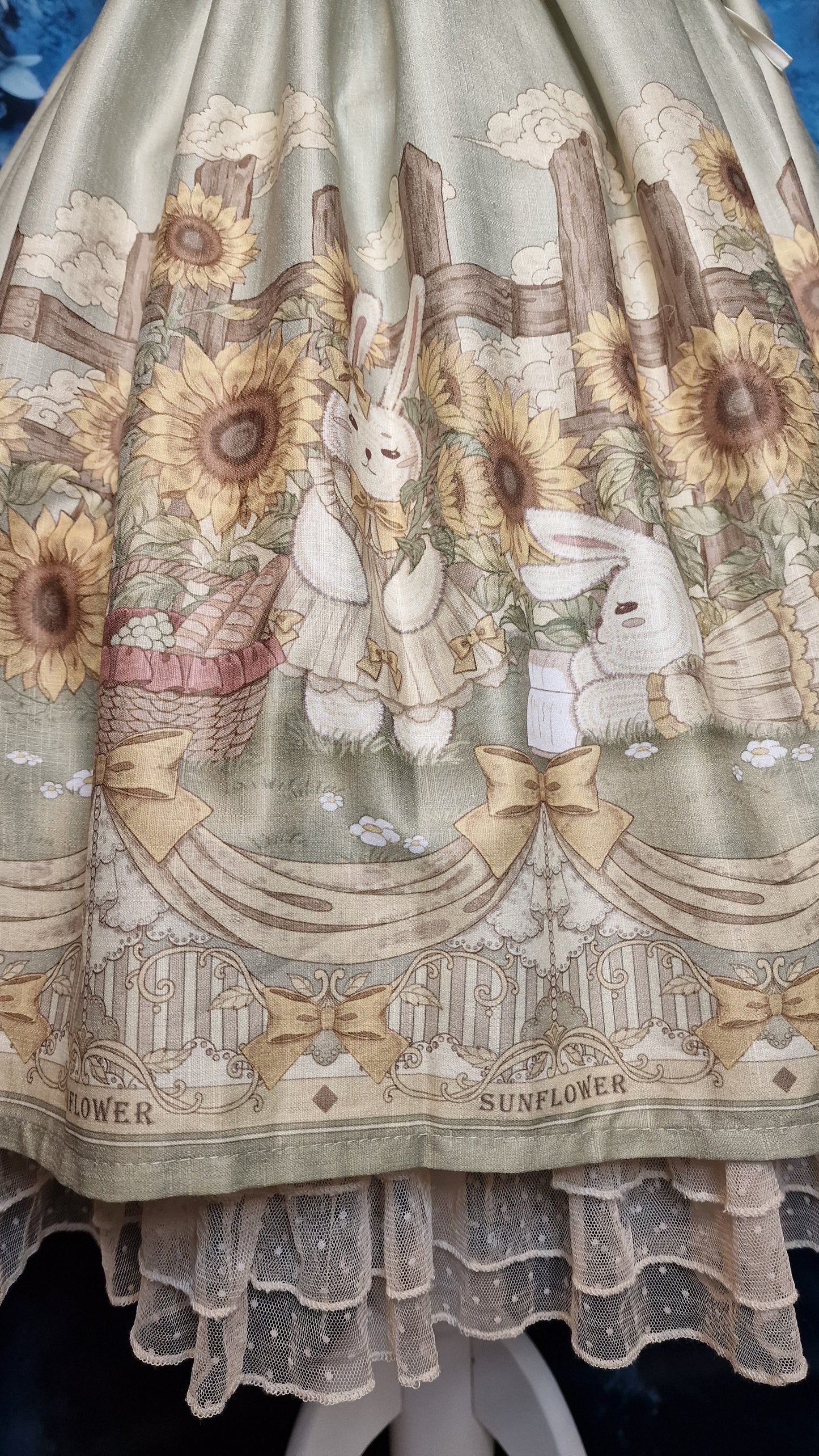 Classic Lolita Kleid "Sunflowers and Rabbits" Frühlingskleid