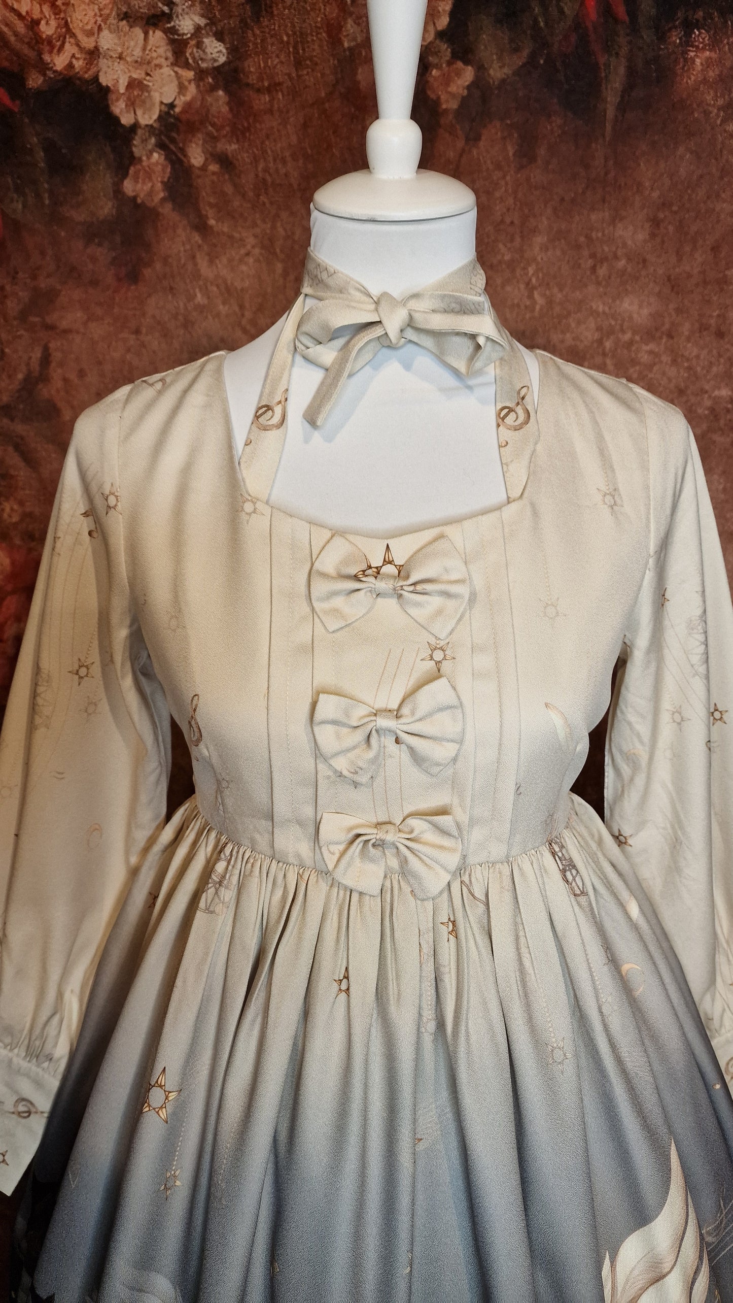 Neoclassical Lolita Kleid "The Singing of Magic Books" neu