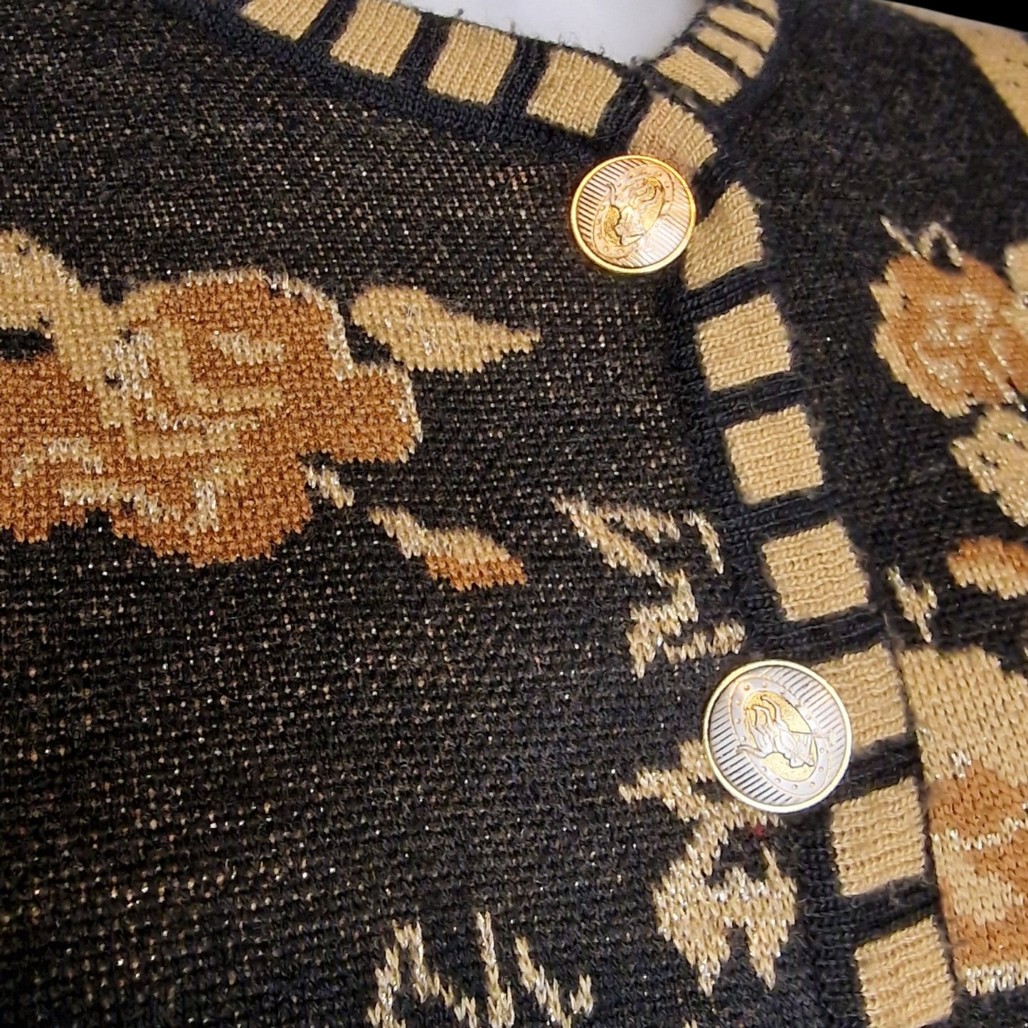 Vintage 80er Strickjacke barock Schwarz-Gold Blumenmuster und Lurex Gr. L