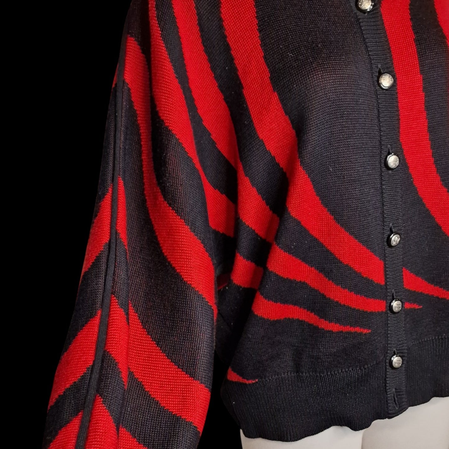 Stylischer 80er Pullover Vintage Strickjacke Rot-Schwarz Ara Wirbel-Muster L