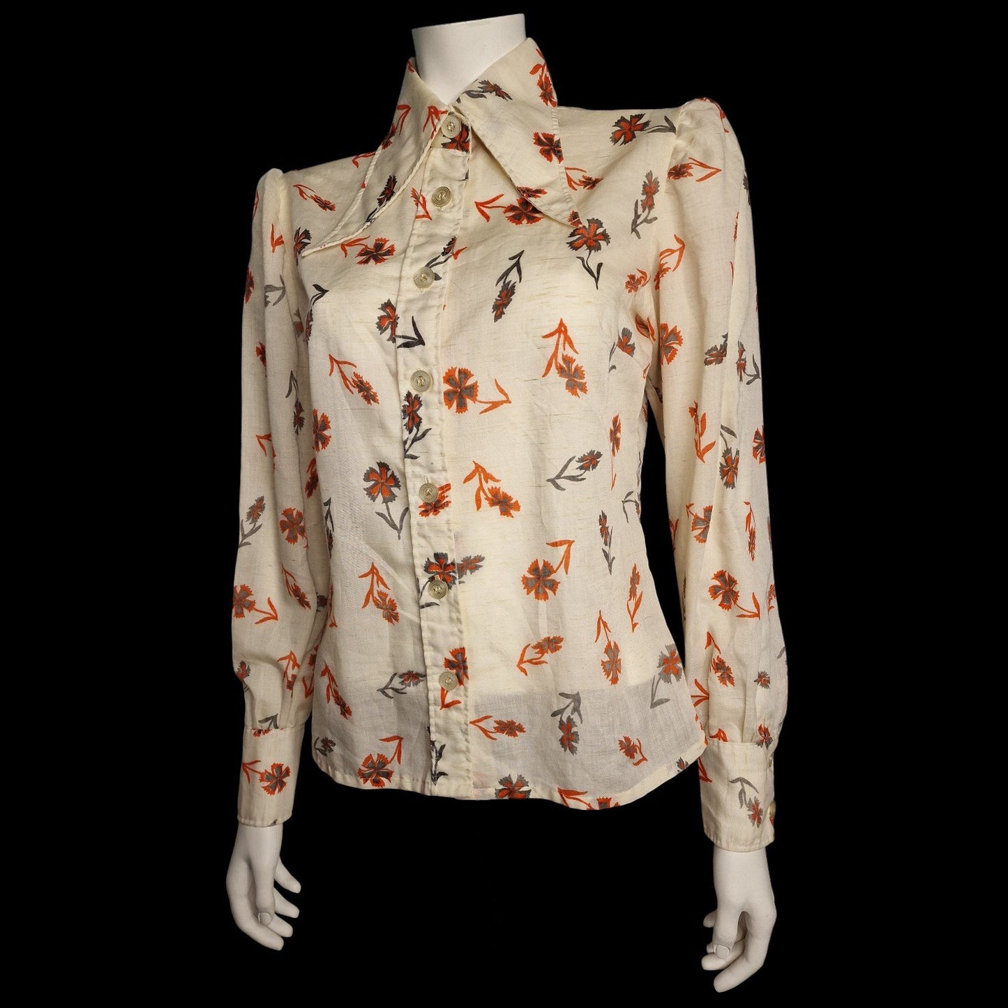 True Vintage Bluse Creme mit Nelkenmuster in Orange Braun 70er M