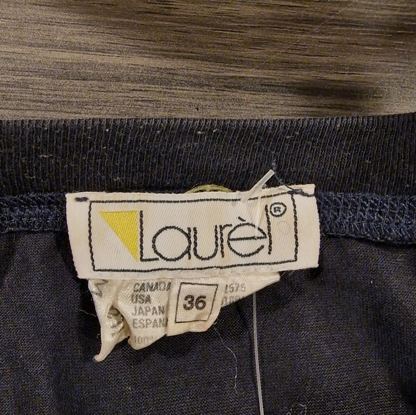 New Wave Rare Vintage Laurèl (Escada) Designer T-Shirt – 90s Neon Art S