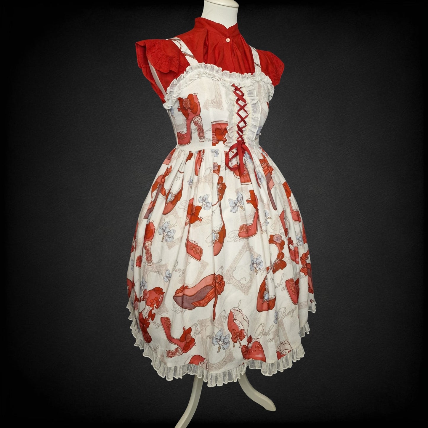 Sweet Lolita Kleid JSK – „Red Slippers & Vintage Frames“ rot-weiß