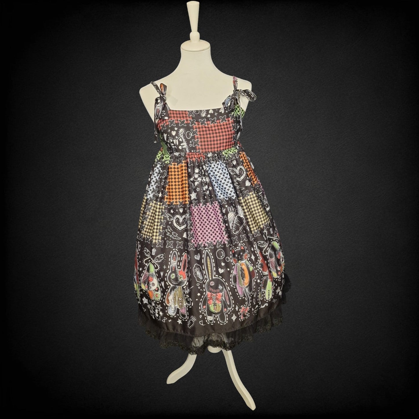 Gothic Lolita Kleid - "Patchwork Bunny Wonderland" schwarz-bunt Gr. M