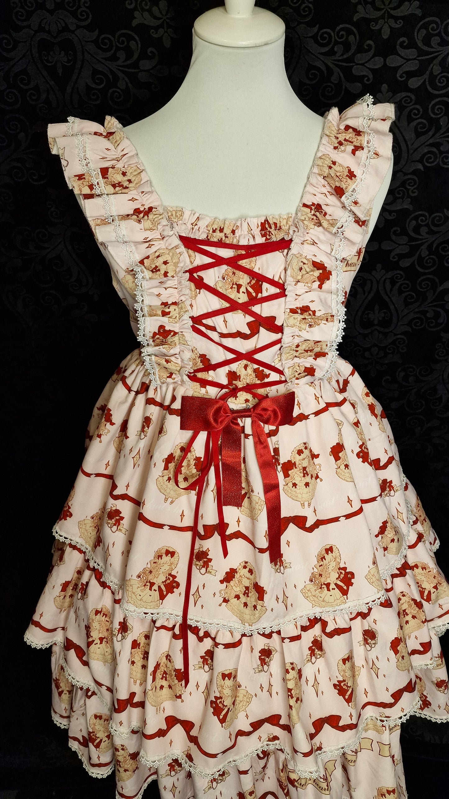 Kawaii Sweet Lolita Stufen-JSK – „Bärchen & Schleifen“-Print Gr. L