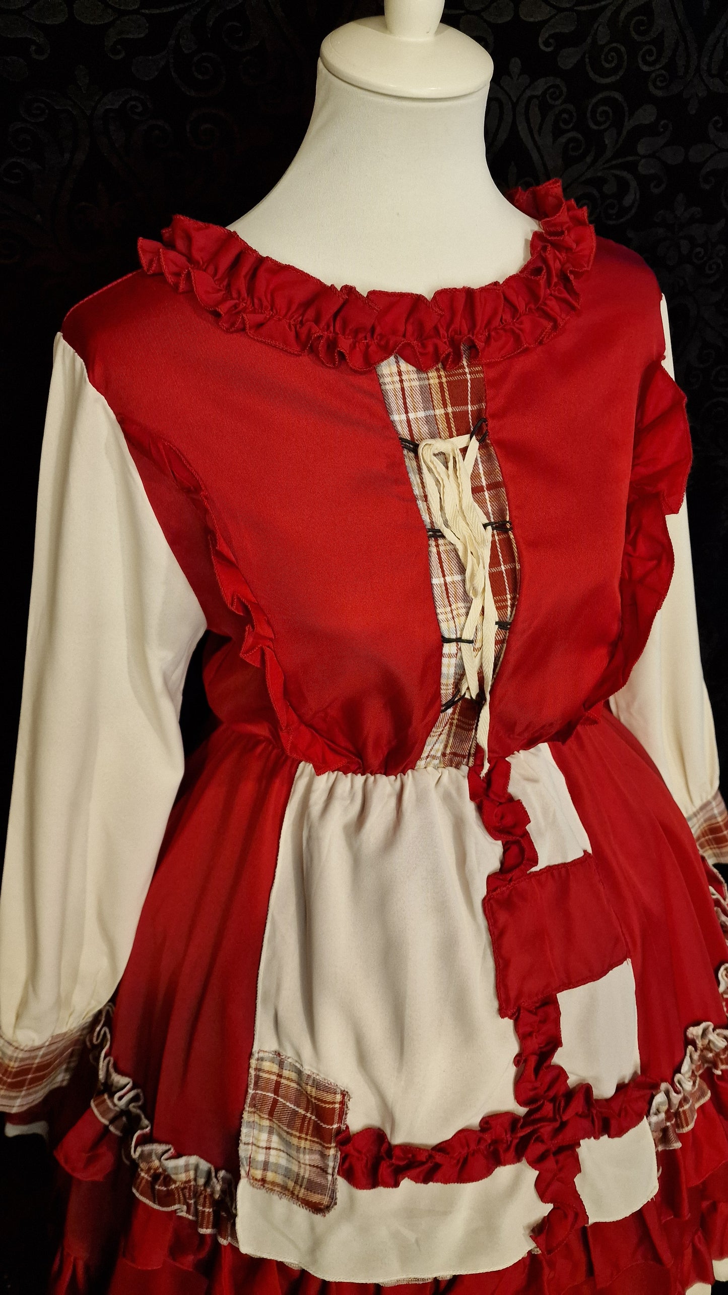 Lolita Kleid JSK „Red Forest Tale“ – Sweet Lolita One-Piece "Rotkäppchen"