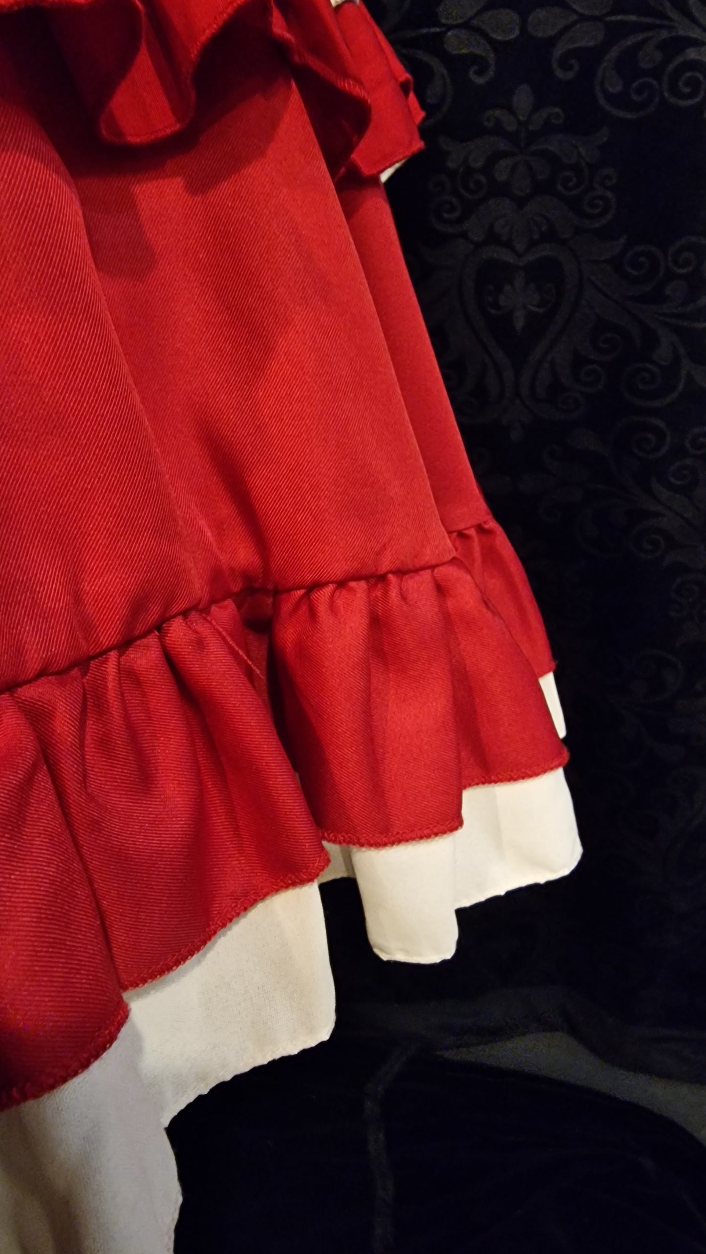 Lolita Kleid JSK „Red Forest Tale“ – Sweet Lolita One-Piece "Rotkäppchen"