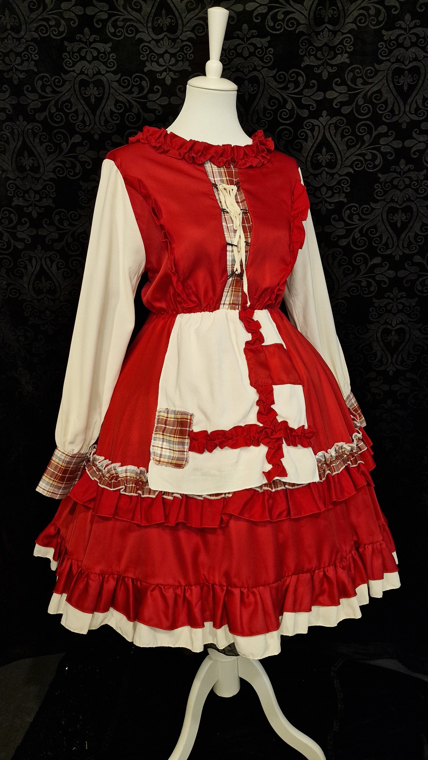 Lolita Kleid JSK „Red Forest Tale“ – Sweet Lolita One-Piece "Rotkäppchen"