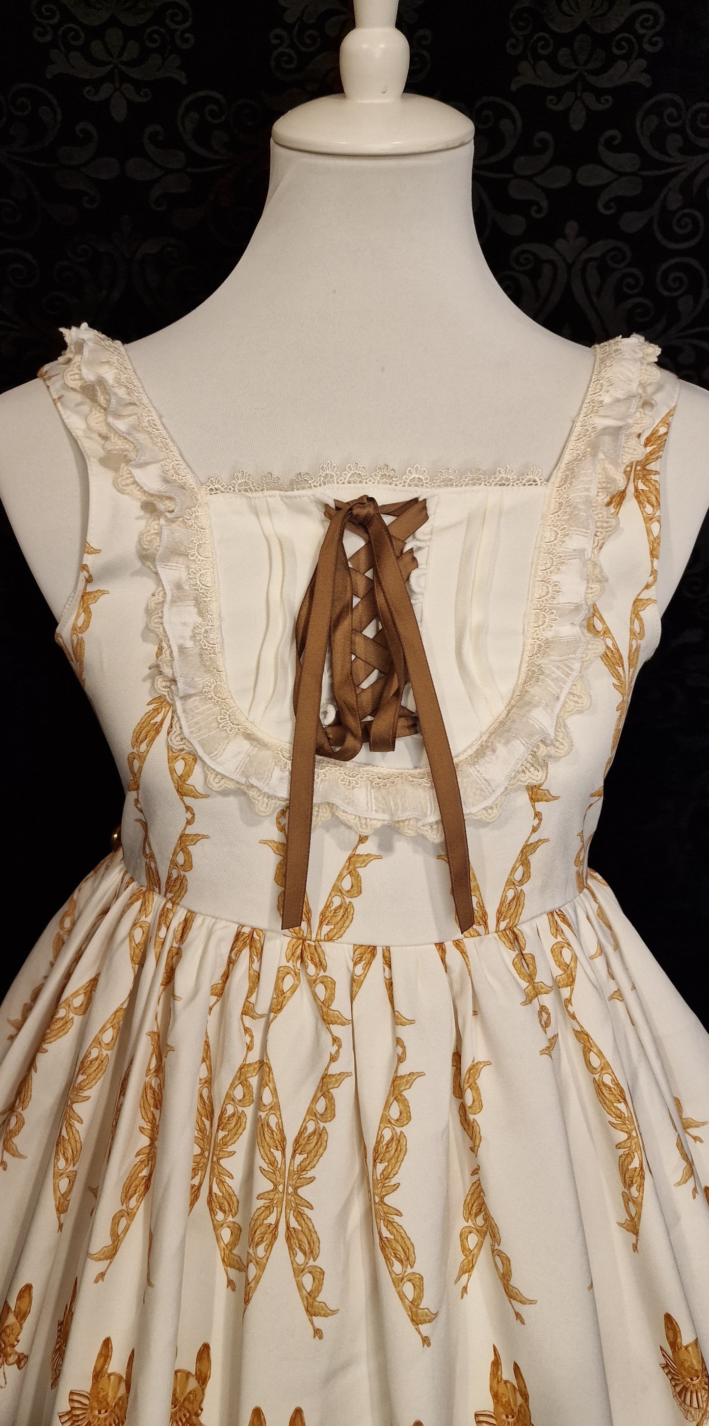 Sweet Lolita JSK Dream & Doll Music Print „Golden Gallery“ Häschen-Orchester