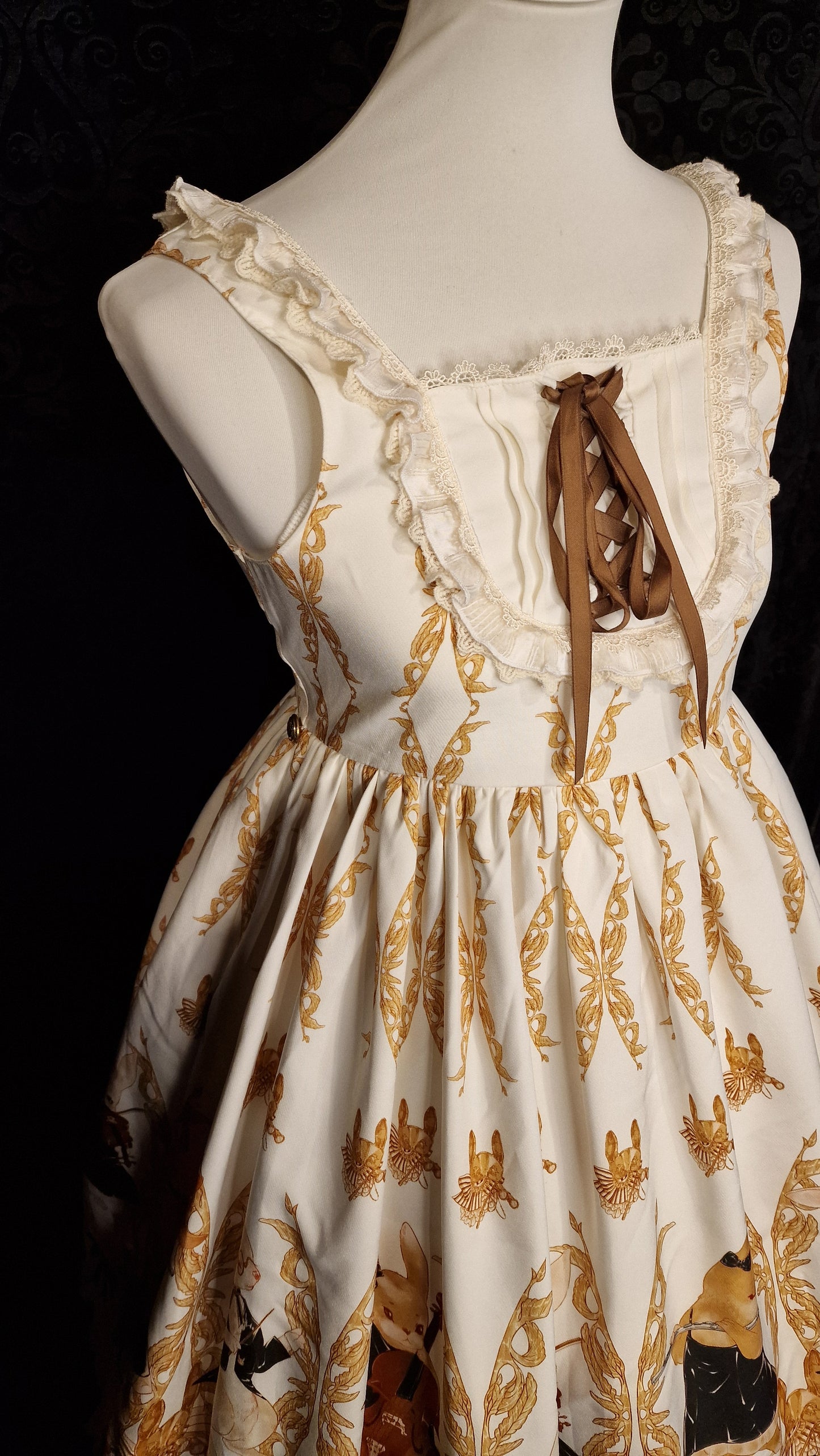 Sweet Lolita JSK Dream & Doll Music Print „Golden Gallery“ Häschen-Orchester