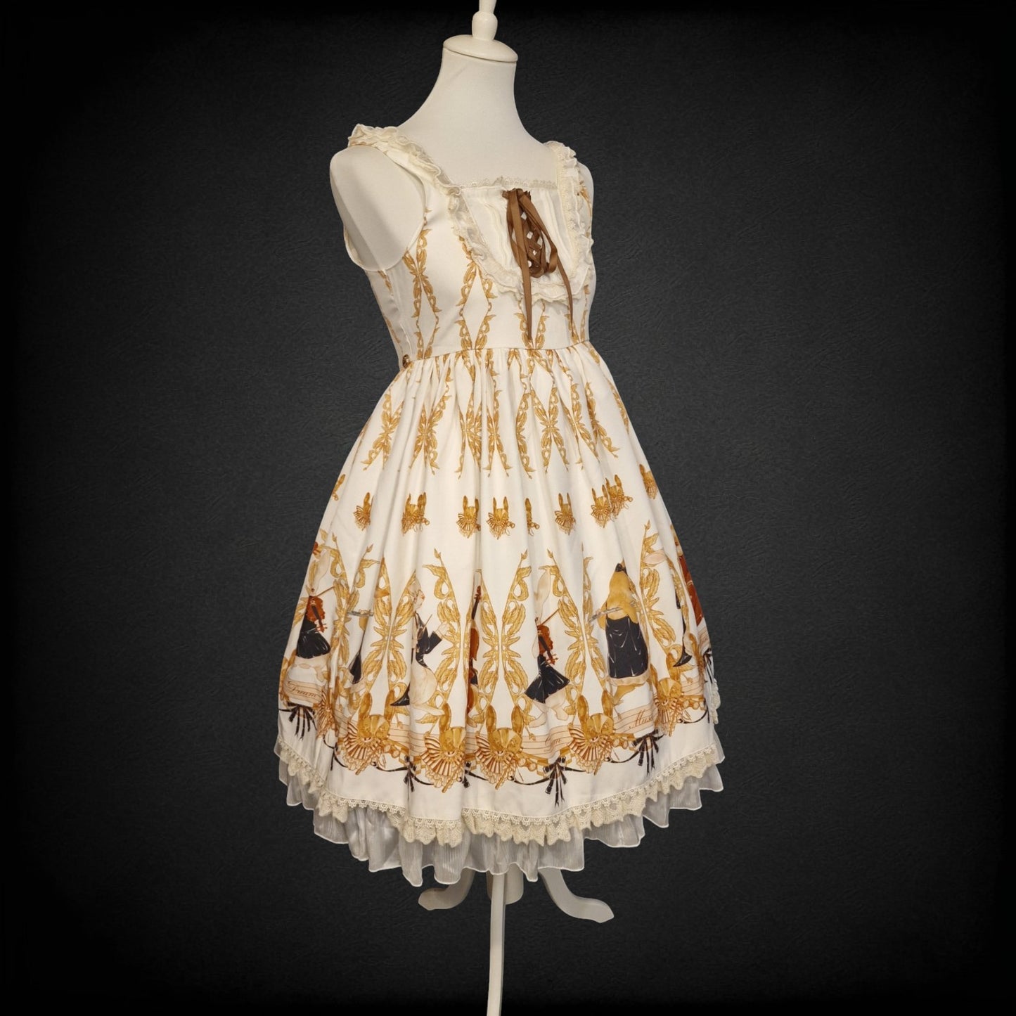 Sweet Lolita JSK Dream & Doll Music Print „Golden Gallery“ Häschen-Orchester