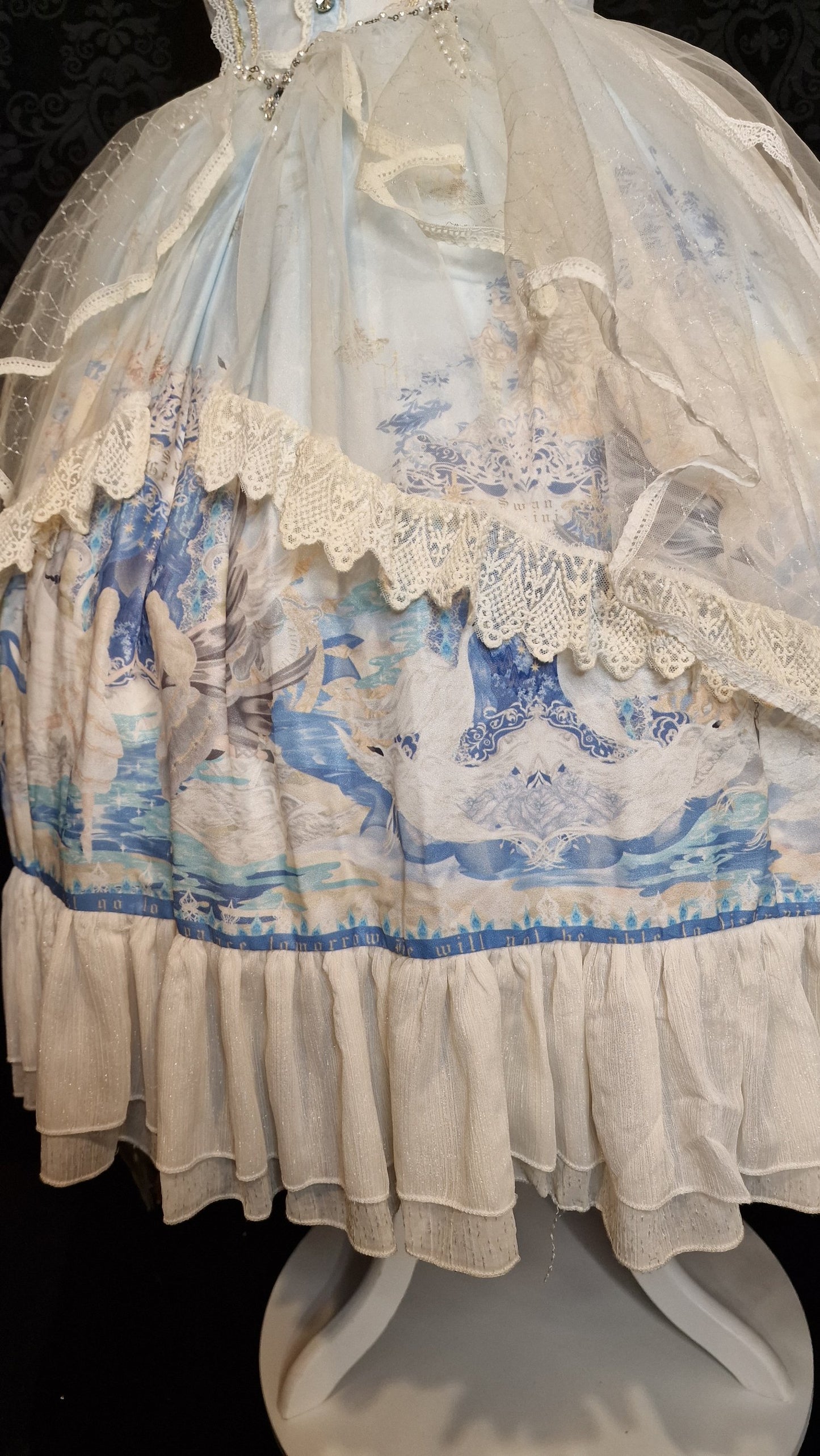 Classic Lolita Kleid JPK mit abnehmbarer Schleppe barock Schwan-Print M