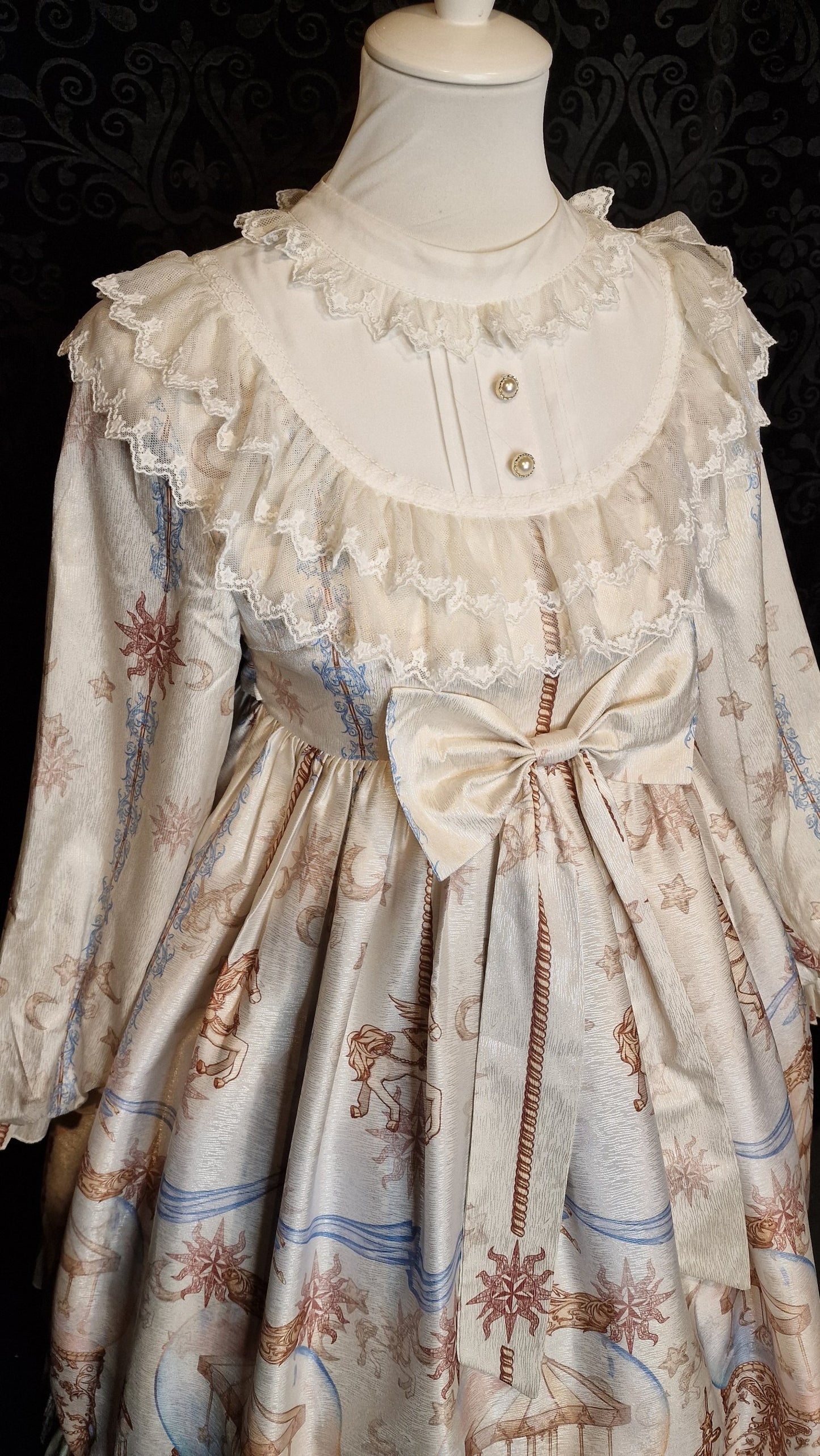 Classic Lolita Kleid OP  Karusell-Print mit Spitzenkragen und Satinschleife