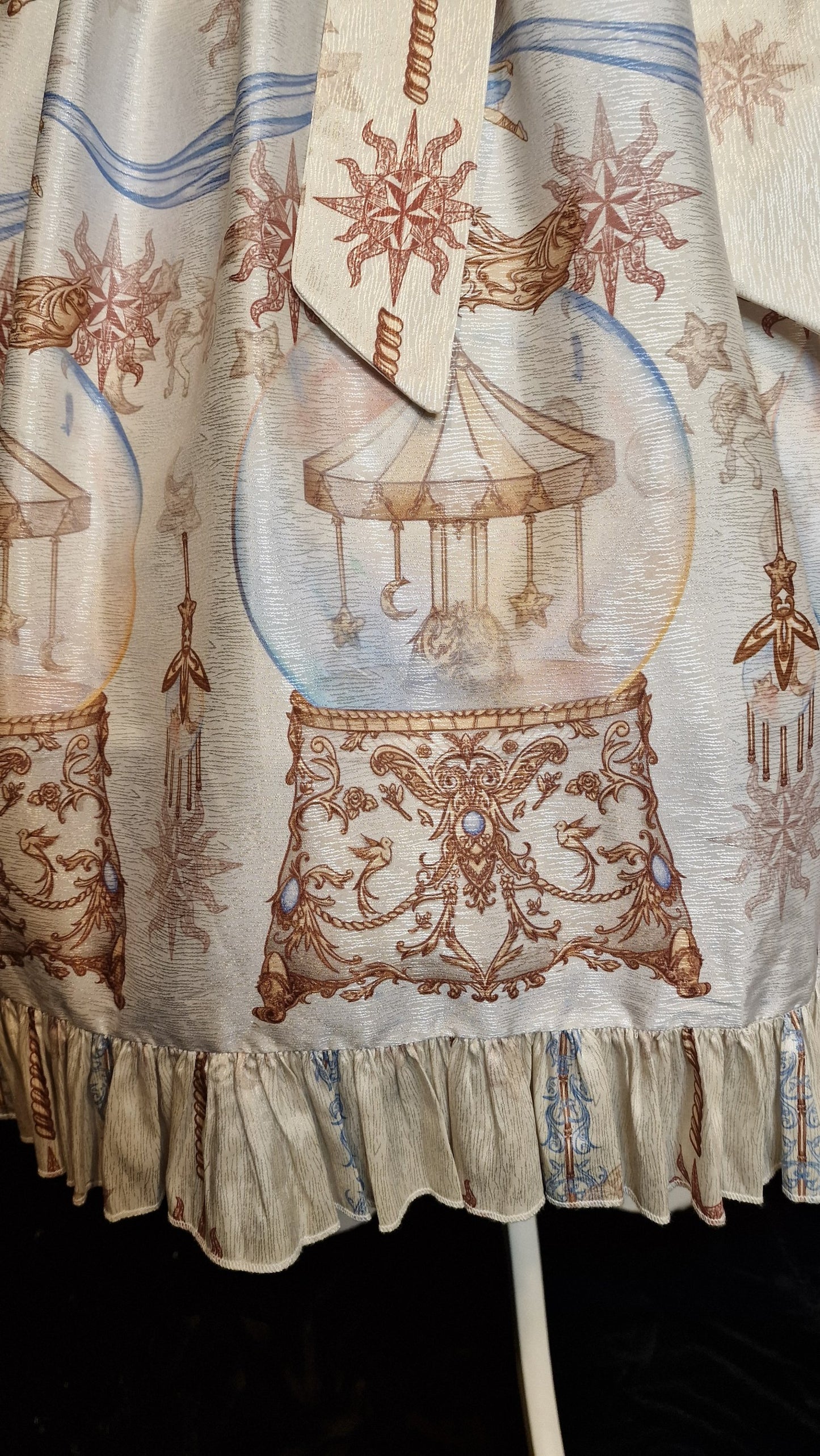 Classic Lolita Kleid OP  Karusell-Print mit Spitzenkragen und Satinschleife