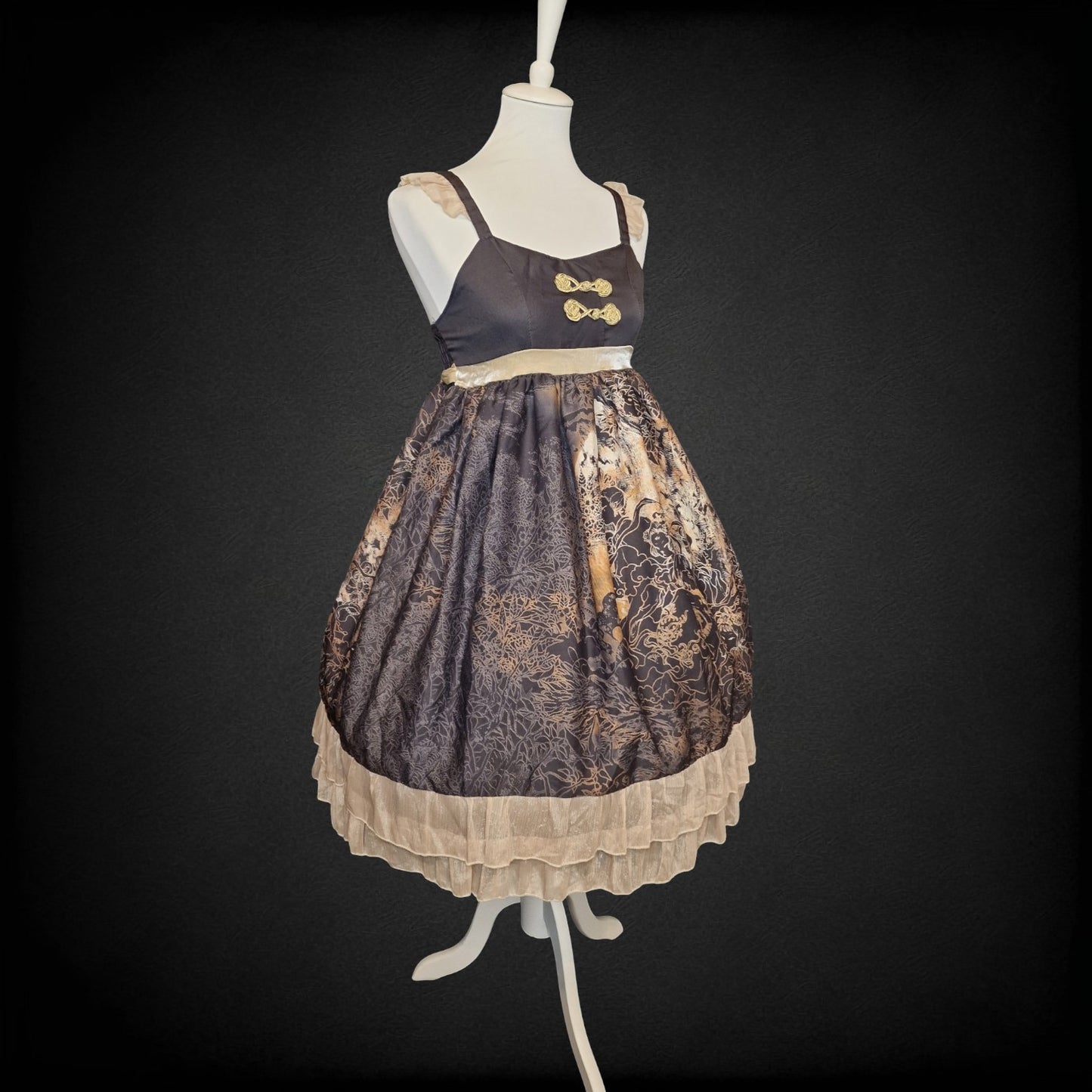 Don't Sleep „Moon Palace“ Qi- Classic Lolita Kleid JSK – Schwarz/Gold – Gr S