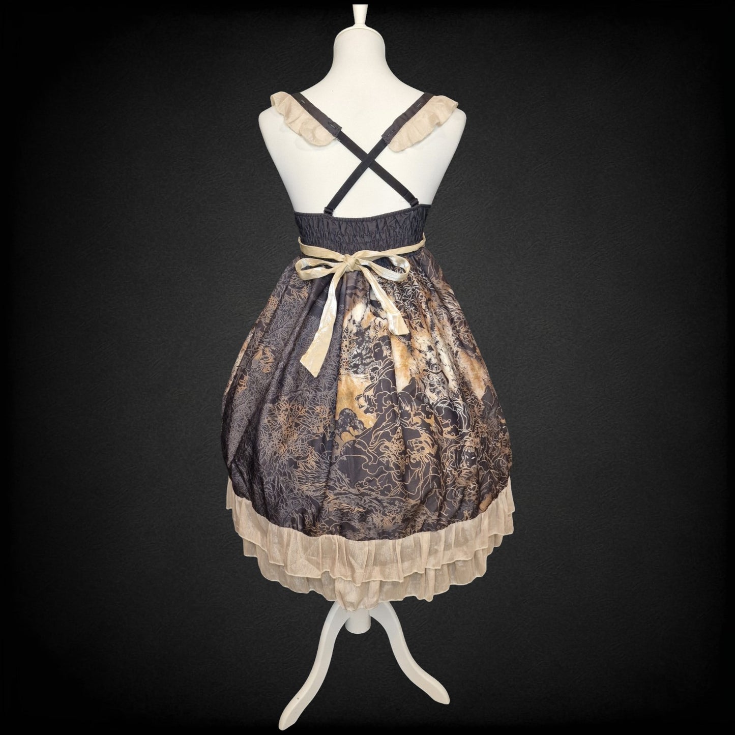 Don't Sleep „Moon Palace“ Qi- Classic Lolita Kleid JSK – Schwarz/Gold – Gr S