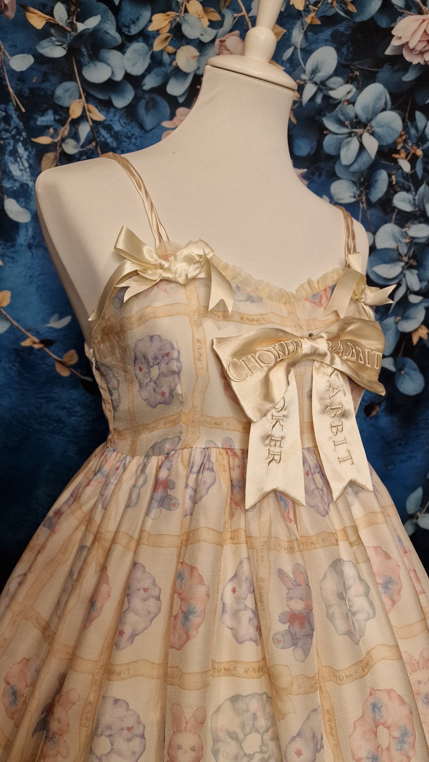 Choker Rabbit Kleid Lolita JSK – Cream Bunny Print S Kawaii