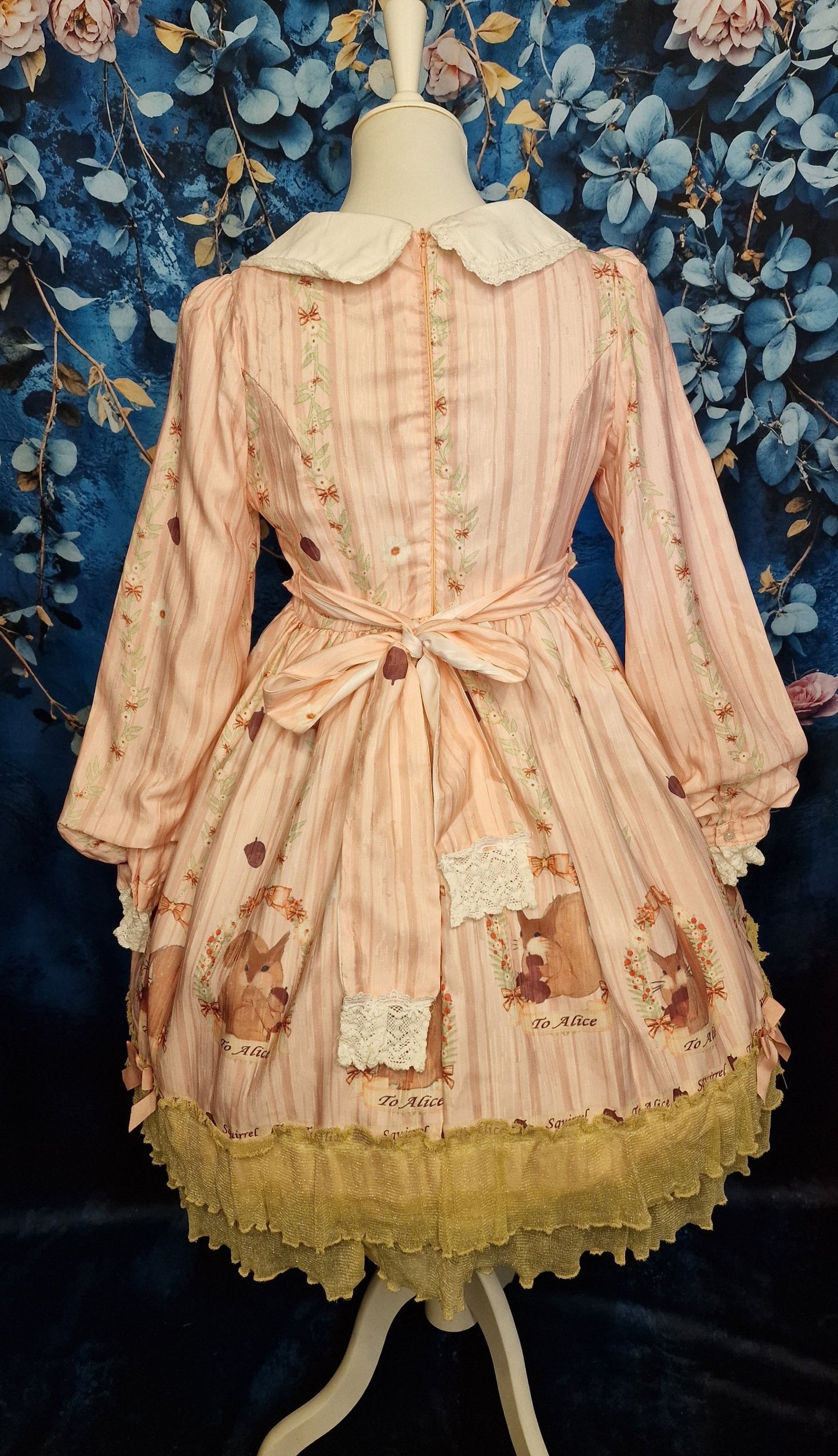 Romantische Lolita Kleid im Barock-Stil "To Alice" „Squirrel“ Eichhörnchenmotiv