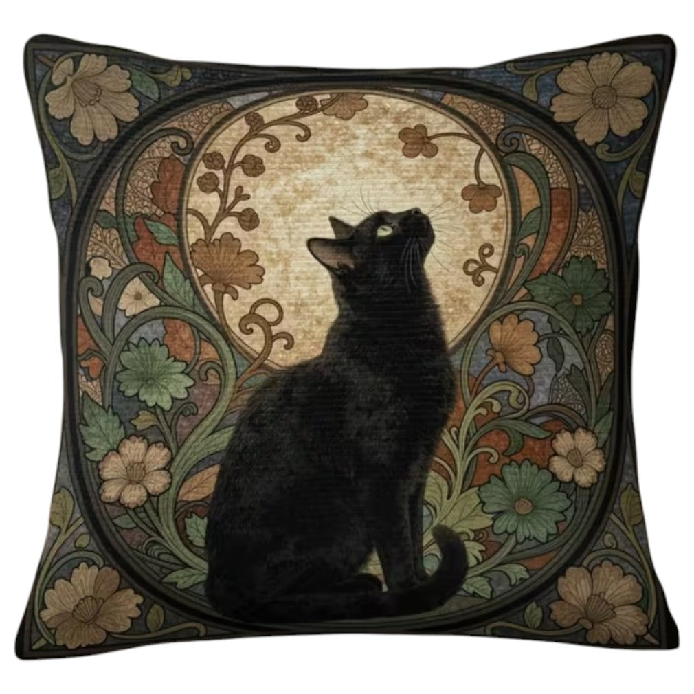 Vintage Kissen Schwarze Katze Jugendstil Blumenornament auf weißem Sofa
