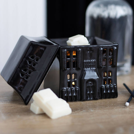 Gotischer schwarzer Spukhaus-Ölbrenner