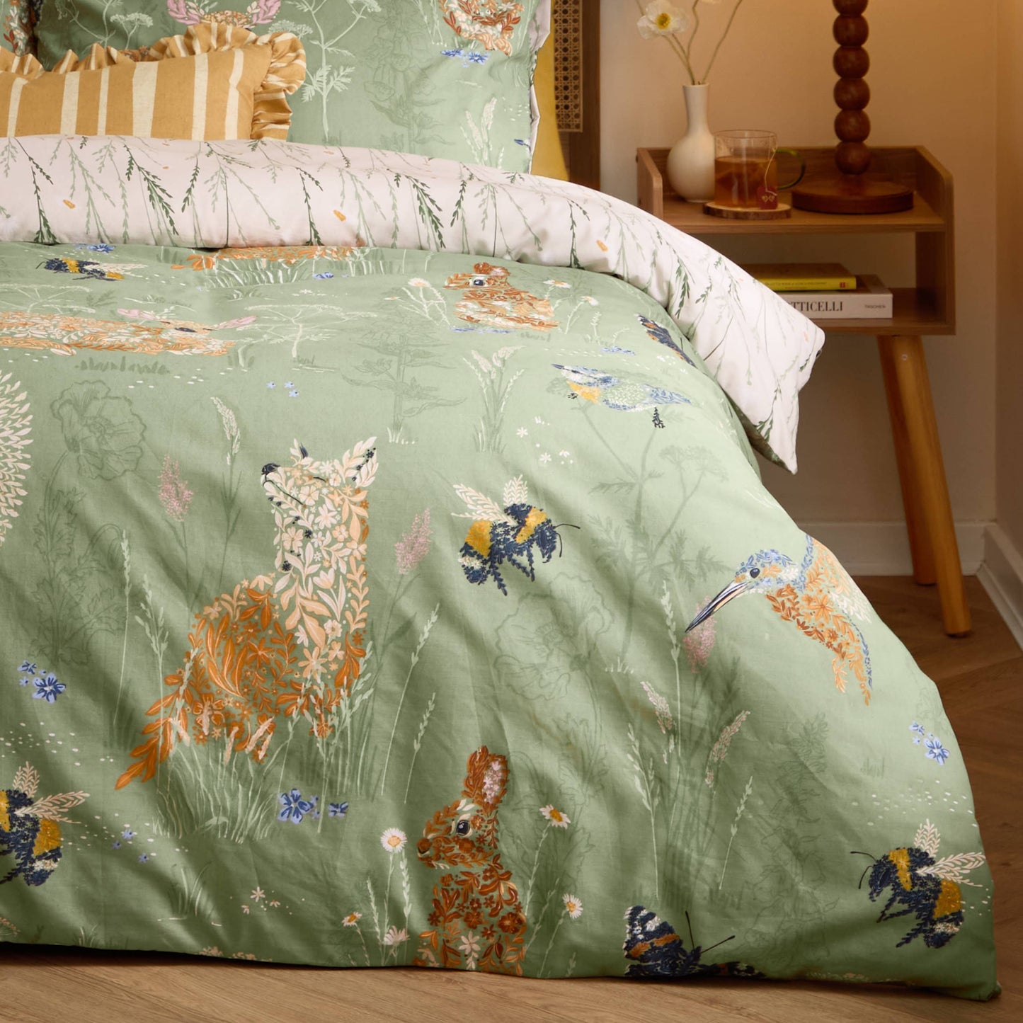 Vintage "Meadow Flora" Bettwäsche-Set – Zauberhafte Waldwiese