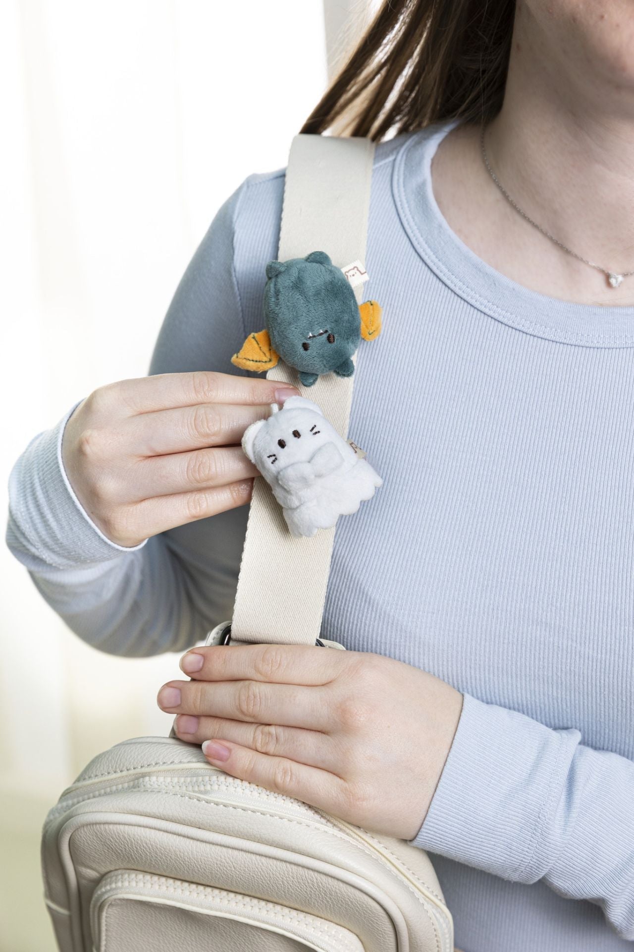 mymochi minis Fledermaus Fledda – am Rucksack getragen