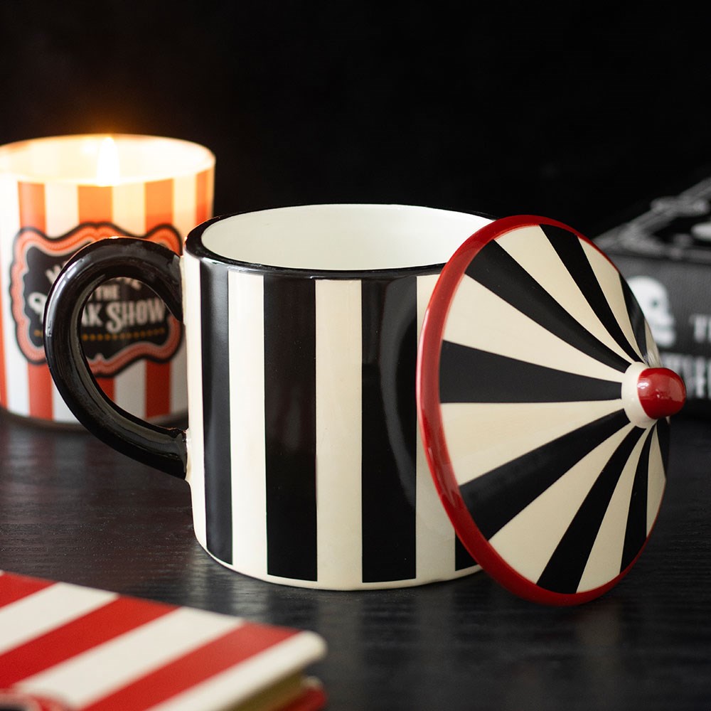 Black Striped Circus Tent Mug - Keramik Tasse mit Zirkuszelt-Deckel