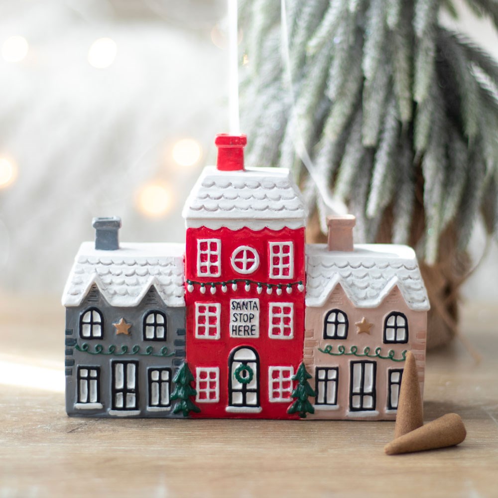 Romantisch Weihnachtsdorf als Räucherkegelhalter