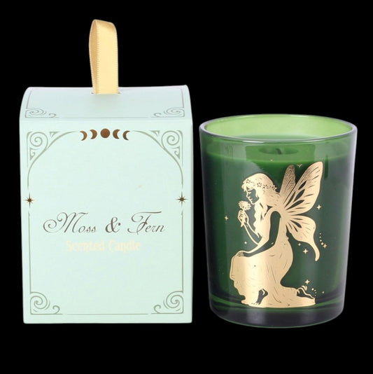 Duftkerze Fairy „Moss & Fern“ mit goldener Fee im grünen Glas Witchy
