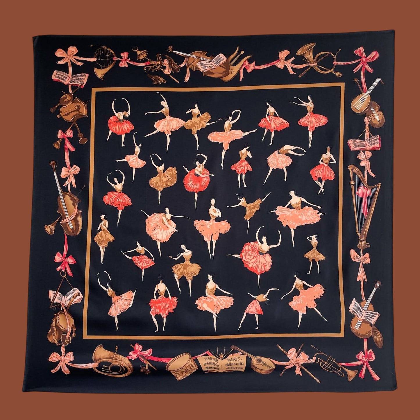 Seidentuch Ballerina - Retro Tuch mit Ballett-Motiv 90x90 cm