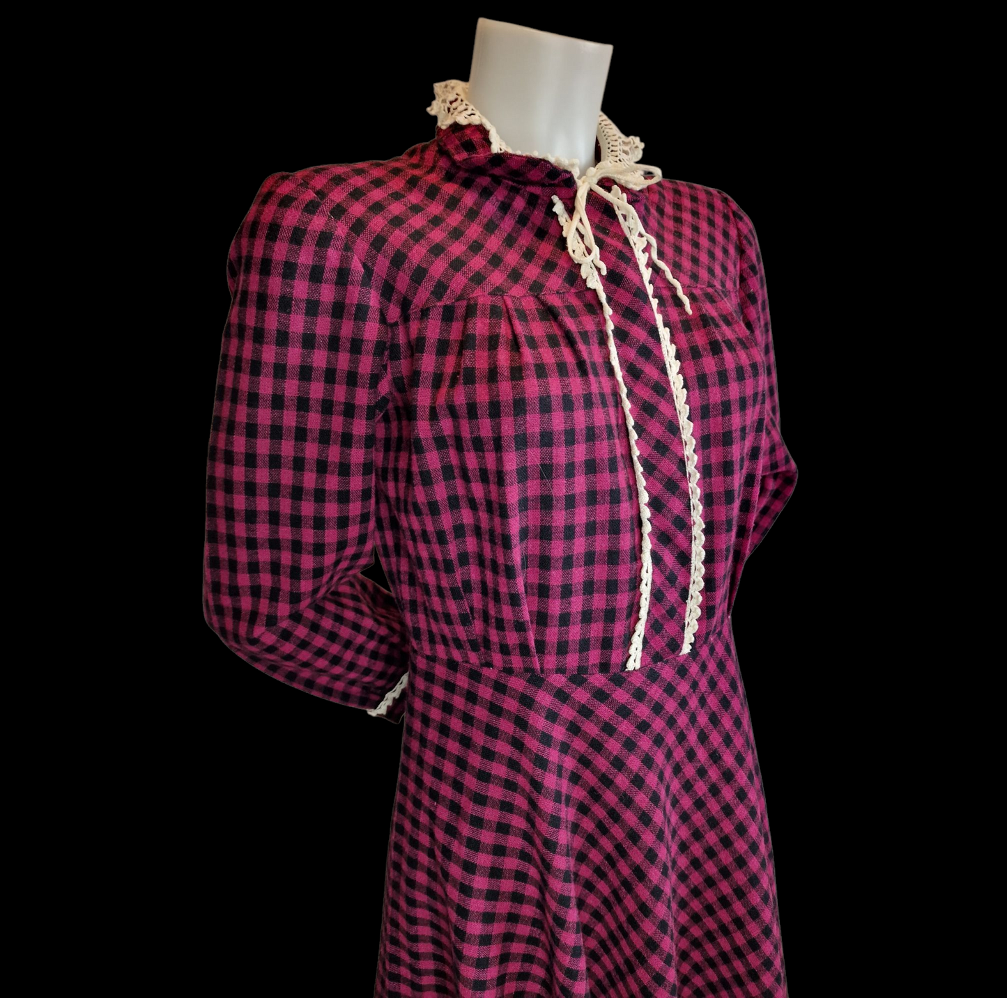 Vintage nostalgisches 80er Jahre Kleid Kariert mit Häkelkragen M