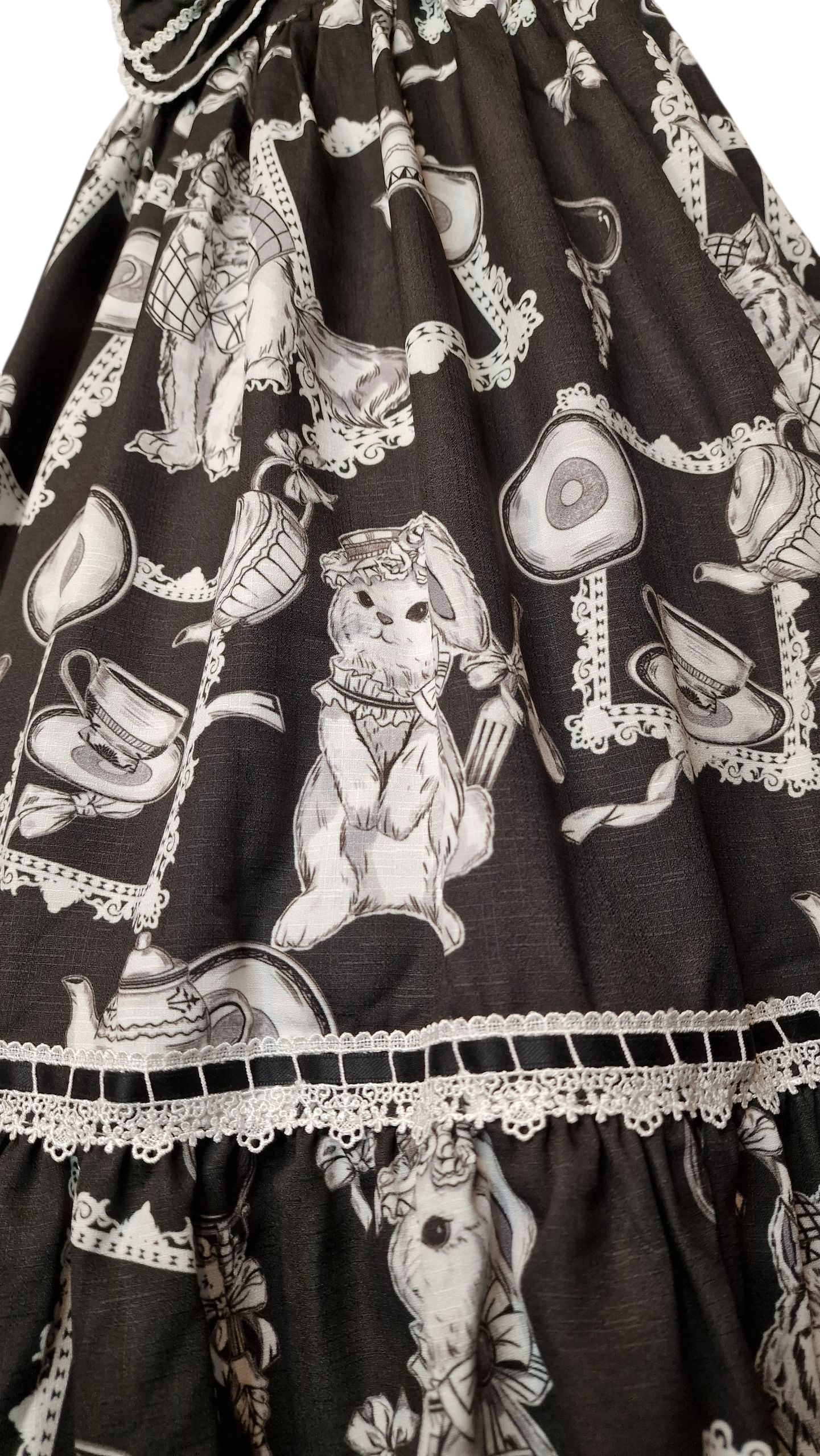 Gothic Lolita Kleid schwarz-weiß mit "Wolf and Rabbit" XXL JSK