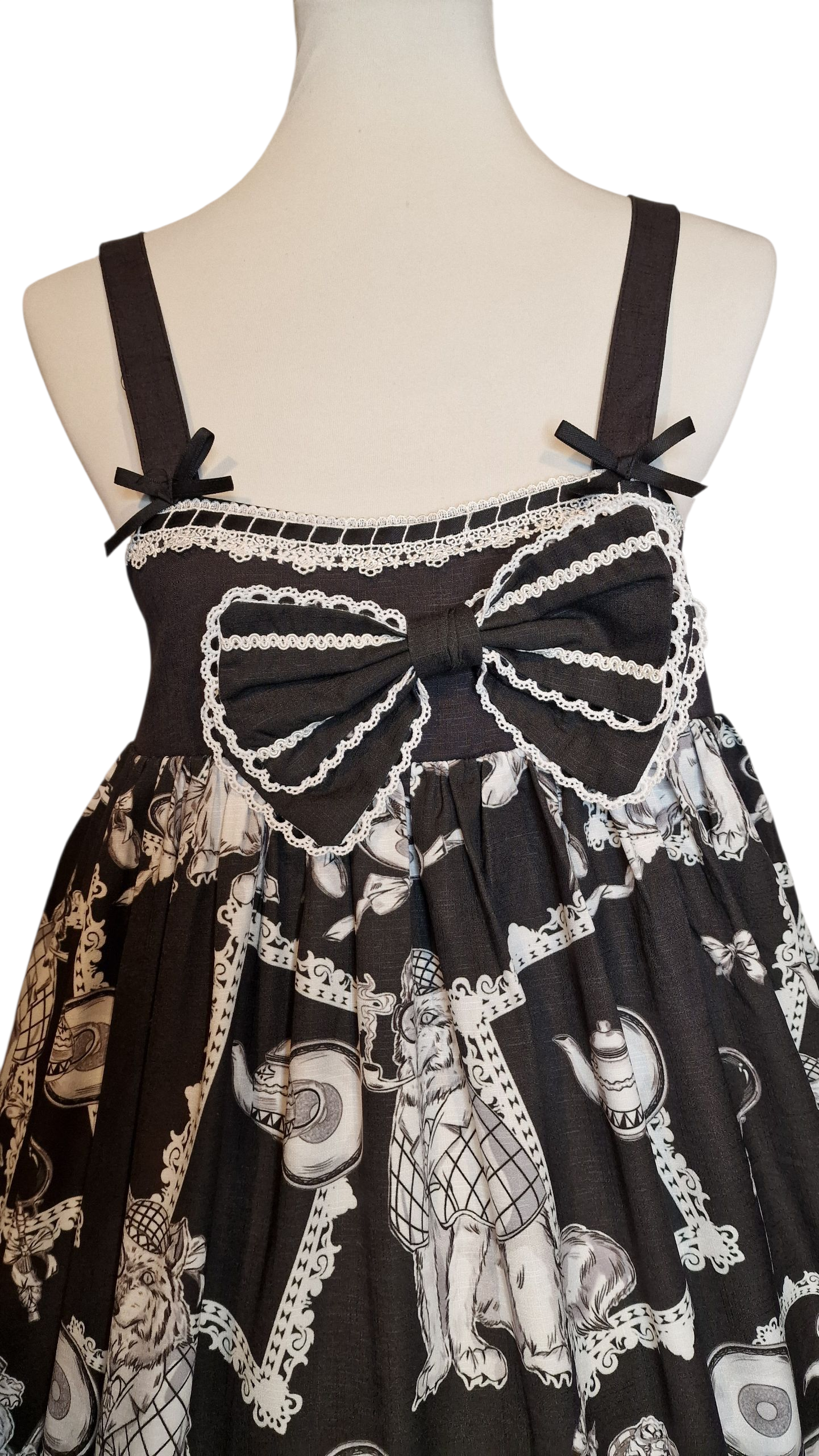 Gothic Lolita Kleid schwarz-weiß mit "Wolf and Rabbit" XXL JSK