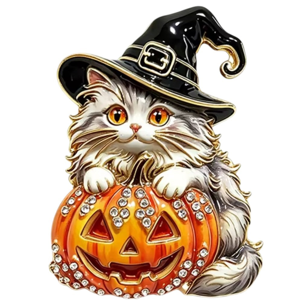 Halloween-Brosche Hexenkatze Kürbis – weißer Hintergrund