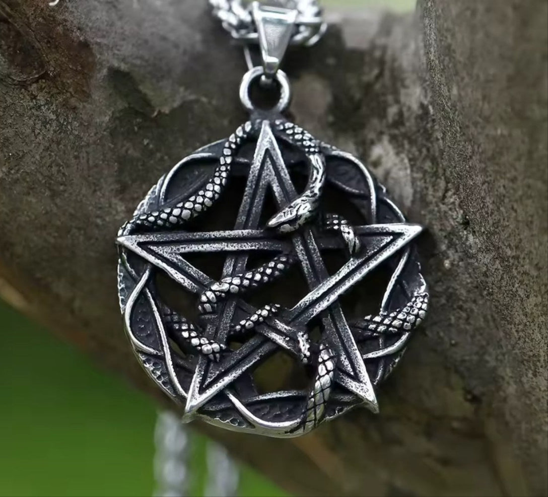 Edelstahl Anhänger mit Kette Pentagramm mit Schlage