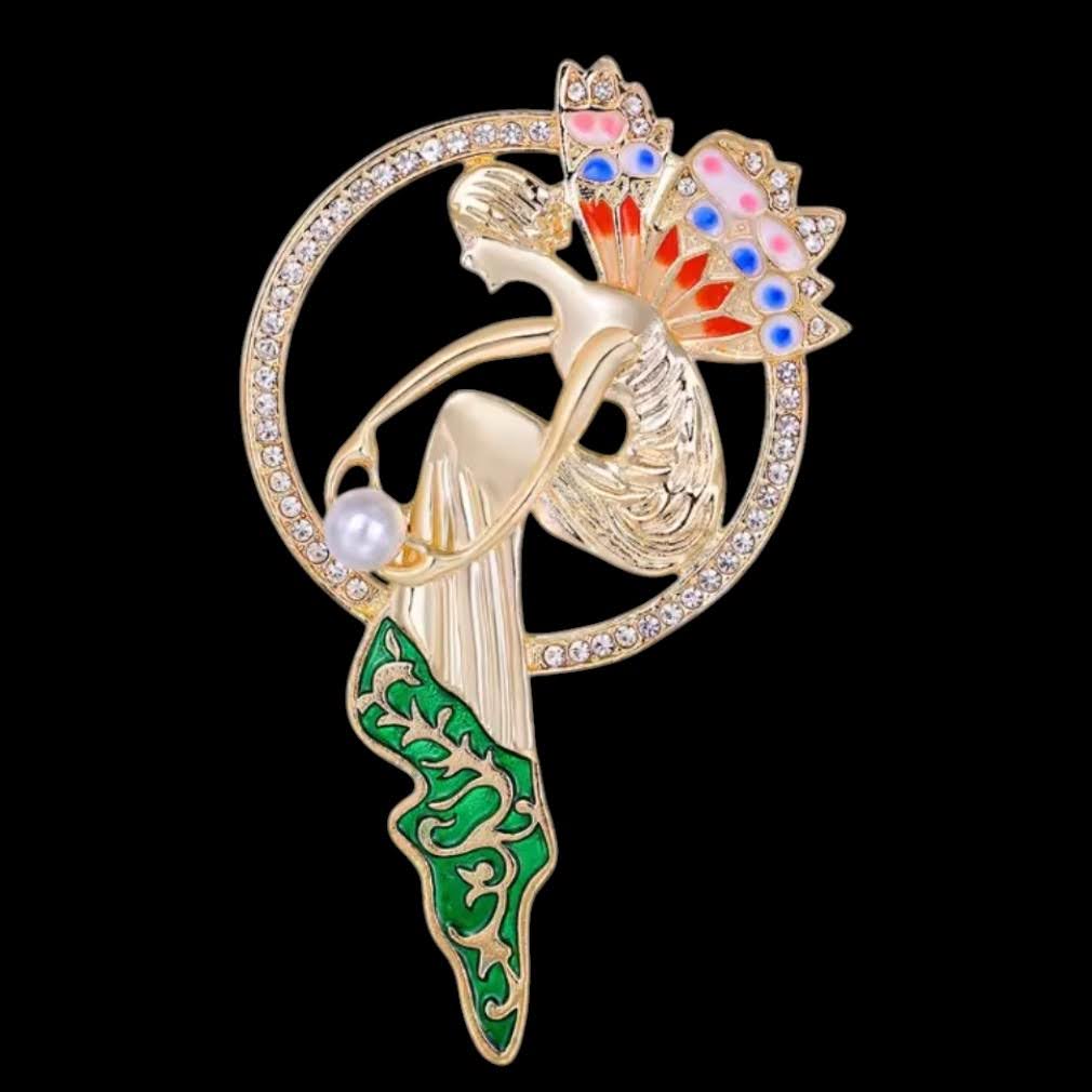 Jugendstil-Brosche Fee mit Schmetterling auf schwarzem Hintergrund