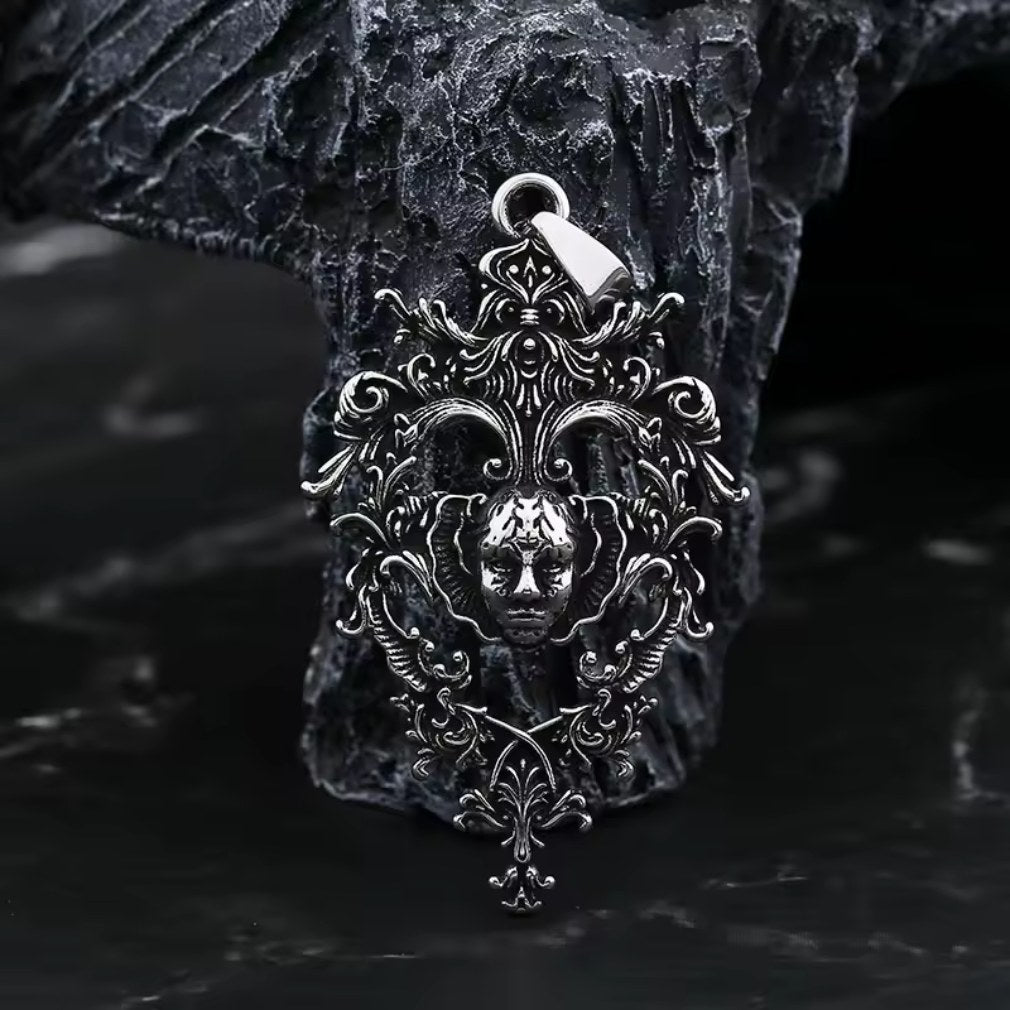 Gothic Barock Harlekin Skull Anhänger Halskette – Edelstahl