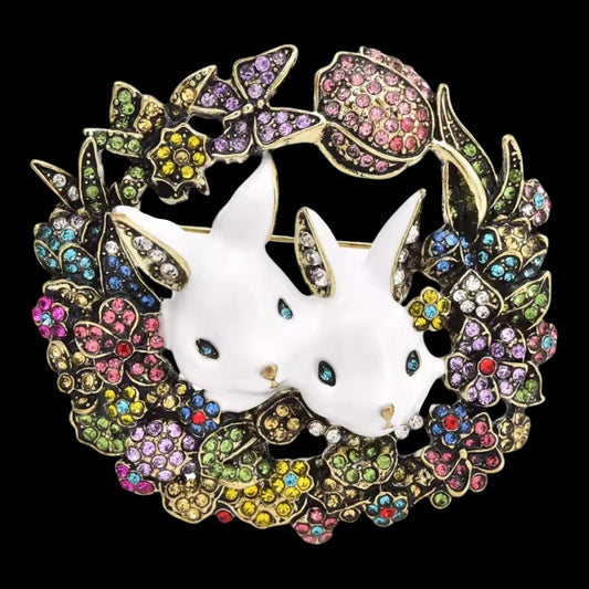 Niedliche Hasen Brosche mit bunten Strasssteinchen und Emaille Ostern
